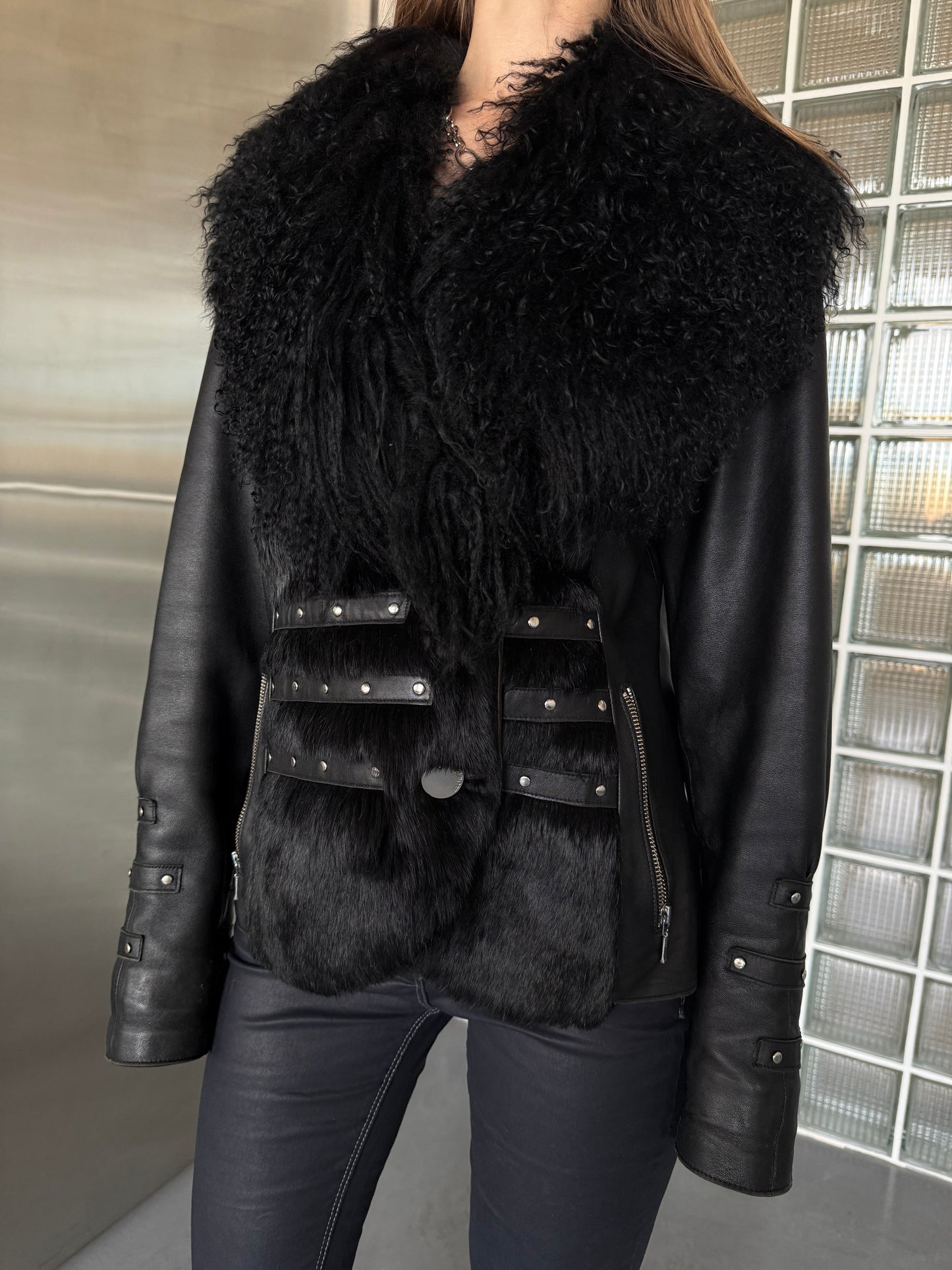 Vintage leather jacket  Twinkling Global