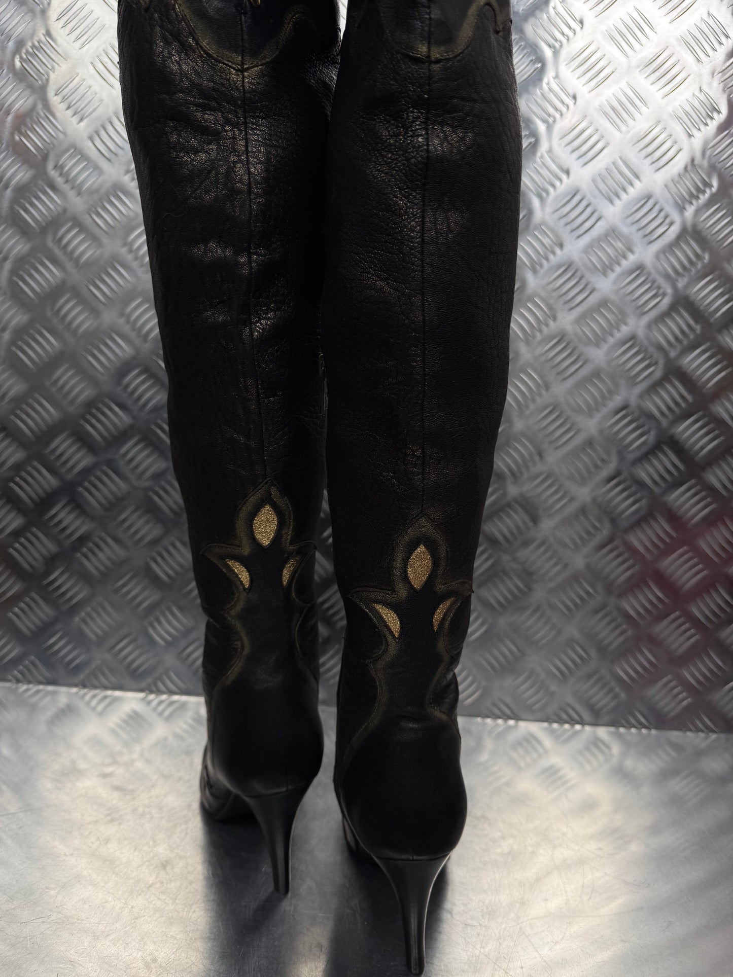 Vintage leather over-the-knee boots TWINKLING GLOBAL