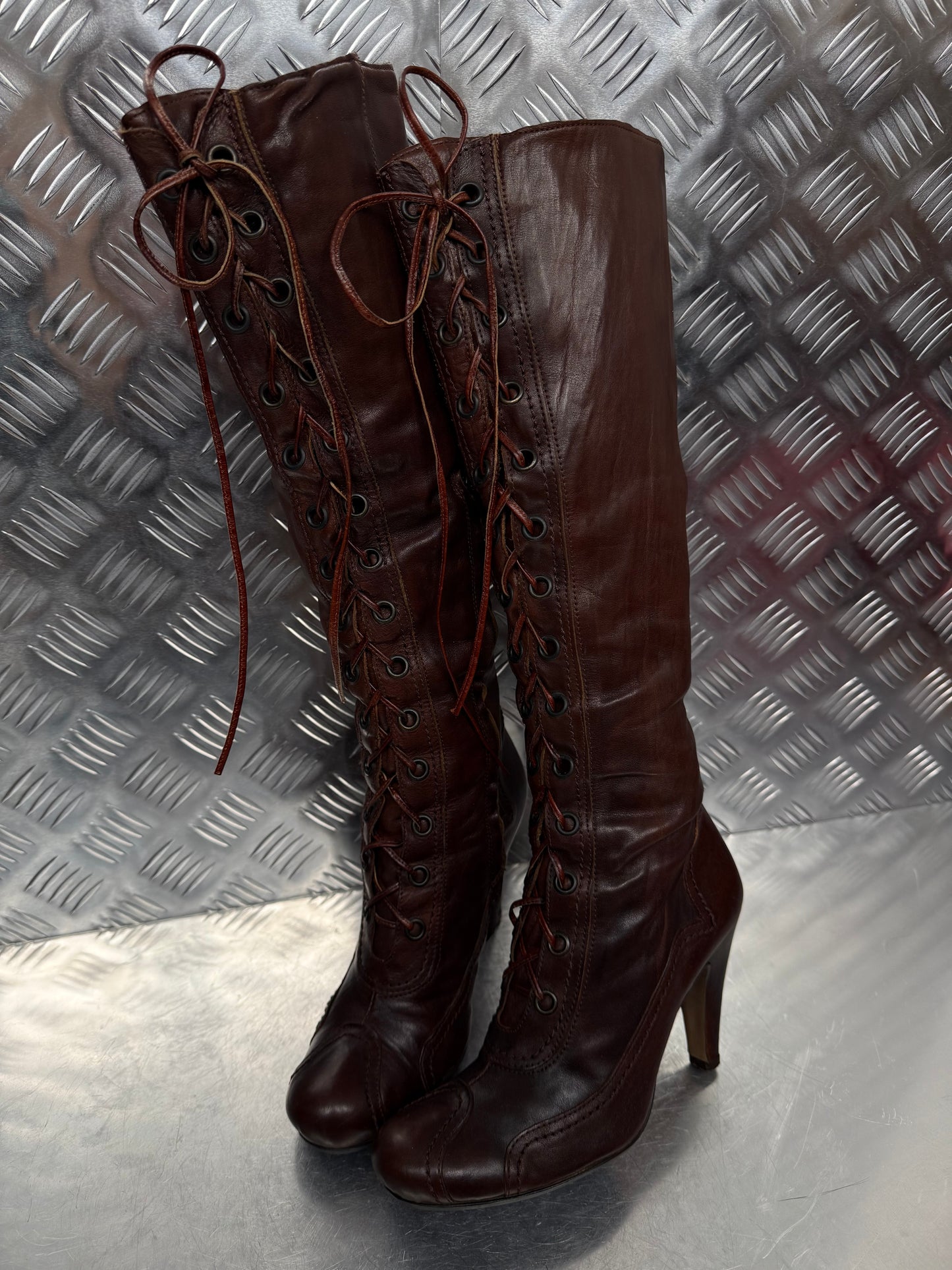Vintage lace-up leather boots TWINKLING GLOBAL