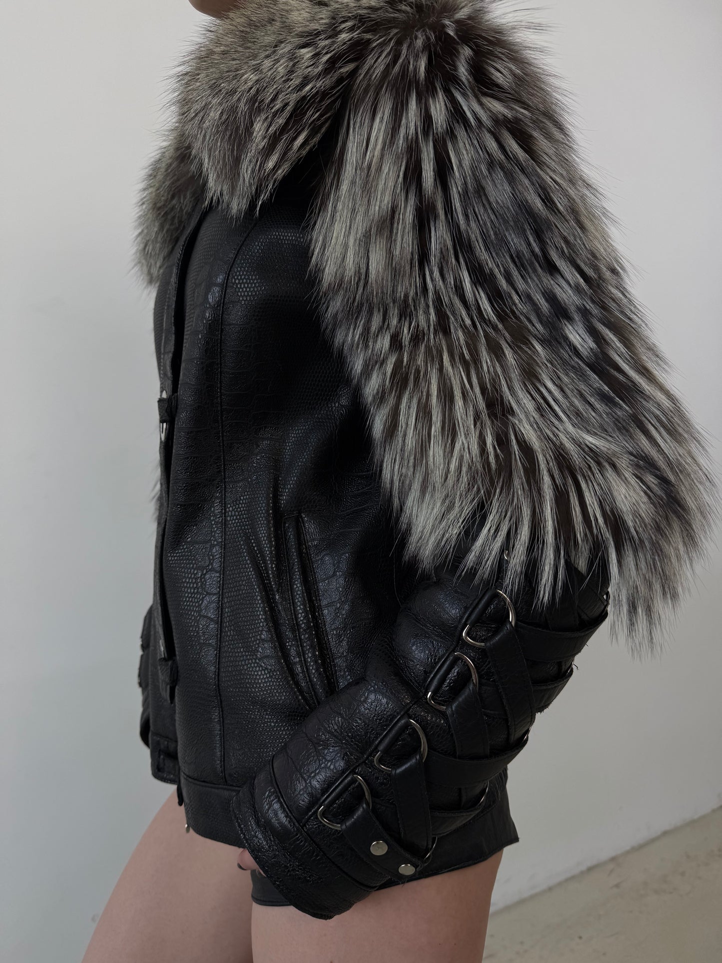 Vintage leather jacket TWINKLING GLOBAL