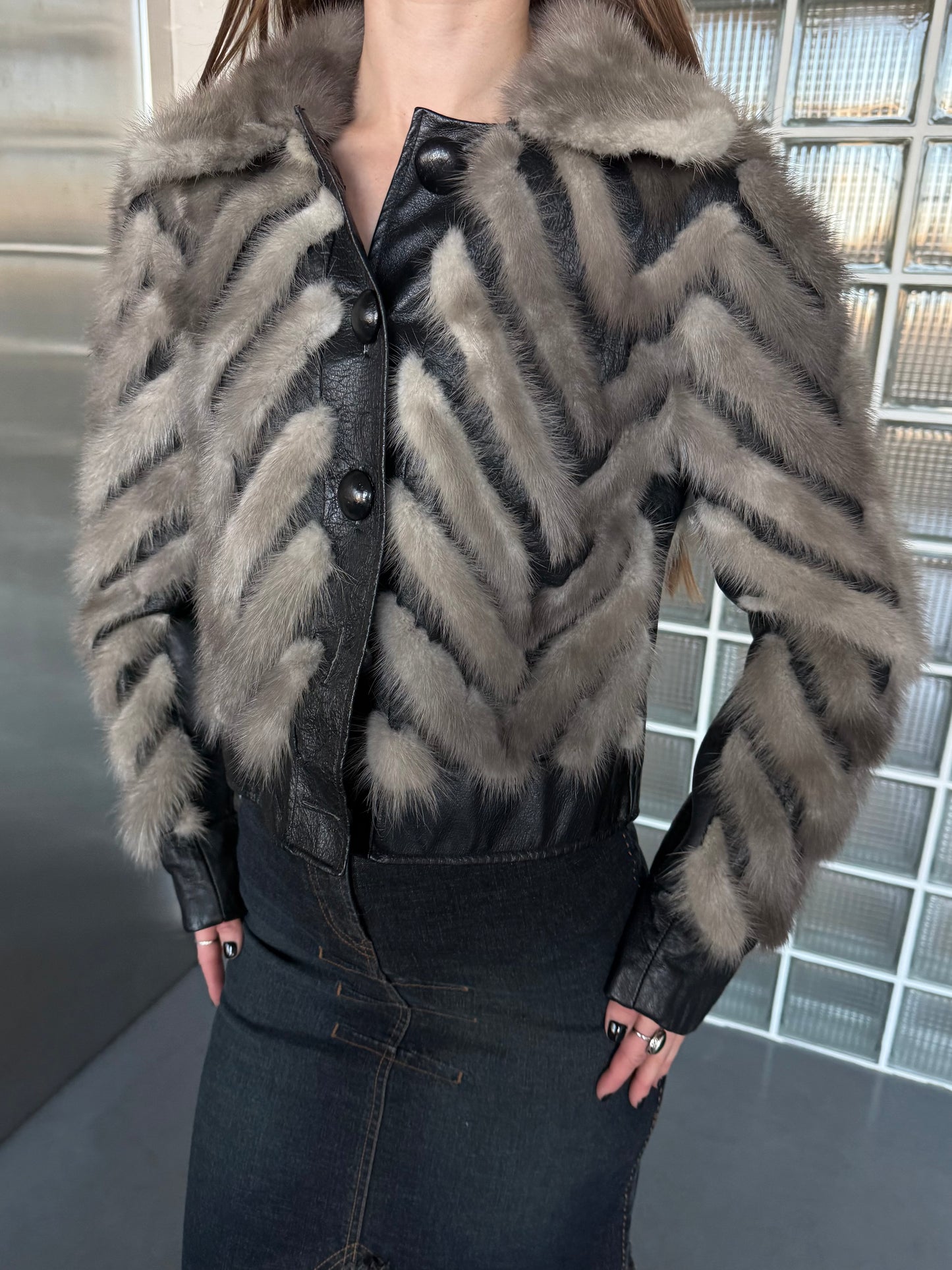 Vintage leather jacket Twinkling Global