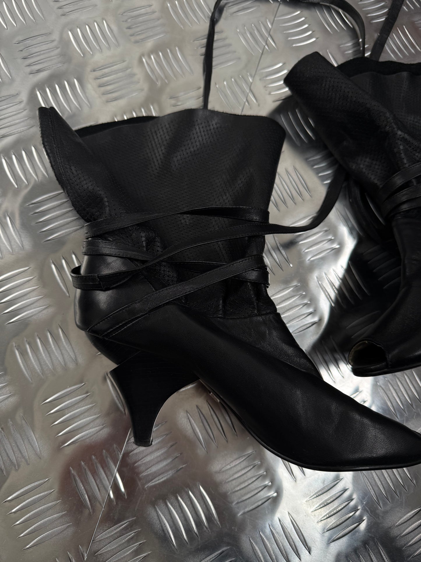 Vintage leather lace-up open toe boots TWINKLING GLOBAL
