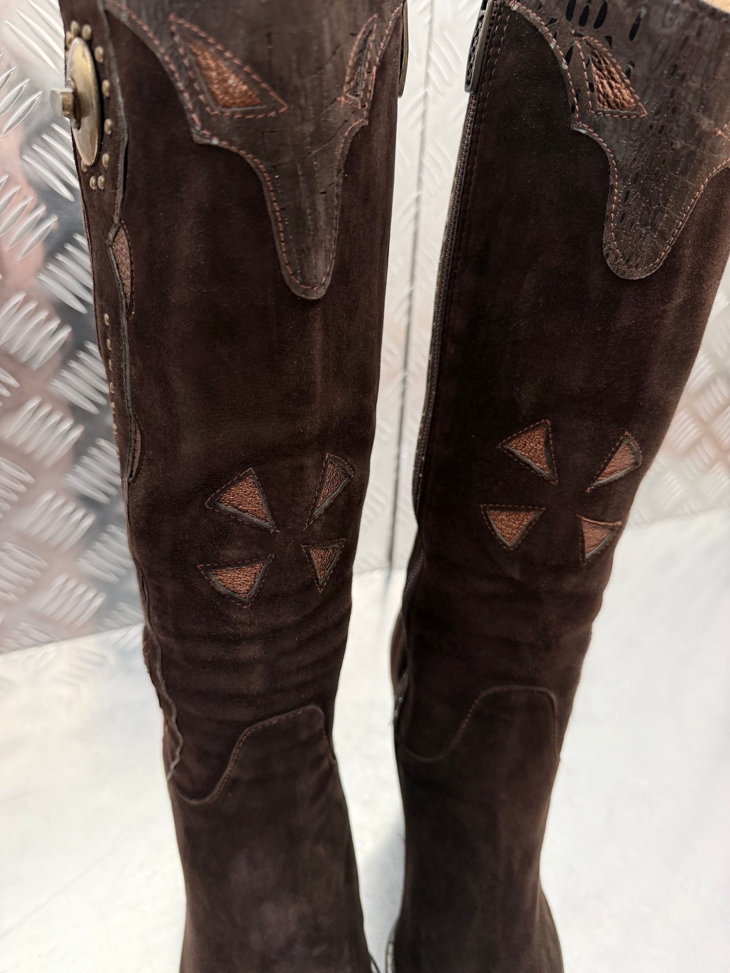 Vintage Ferre cowboy-style leather boots TWINKLING GLOBAL