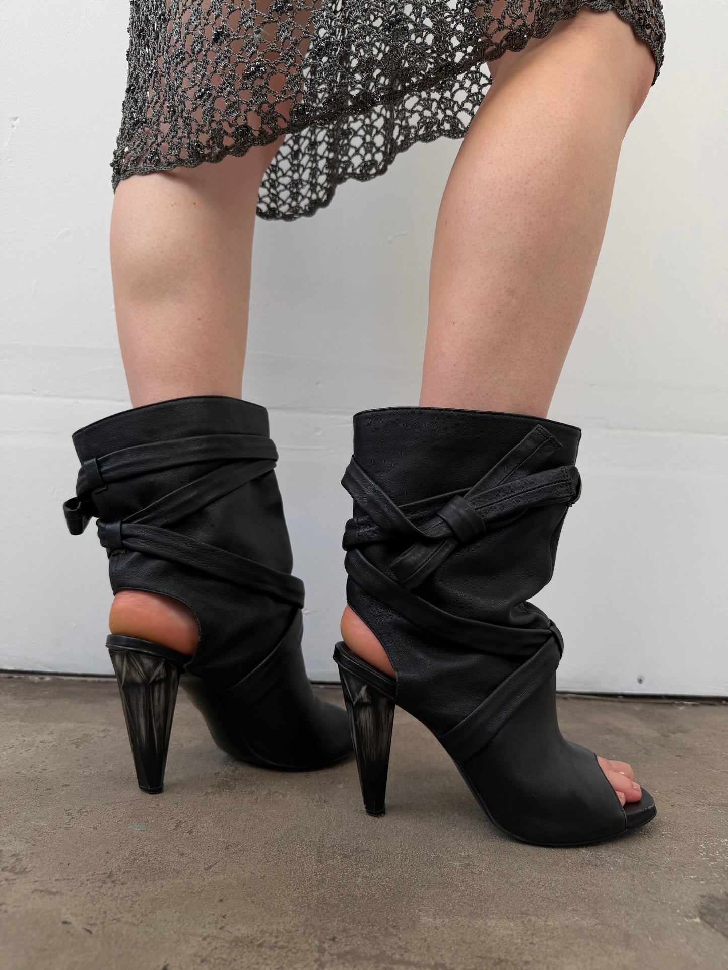 Vintage leather ankle boots TWINKLING GLOBAL