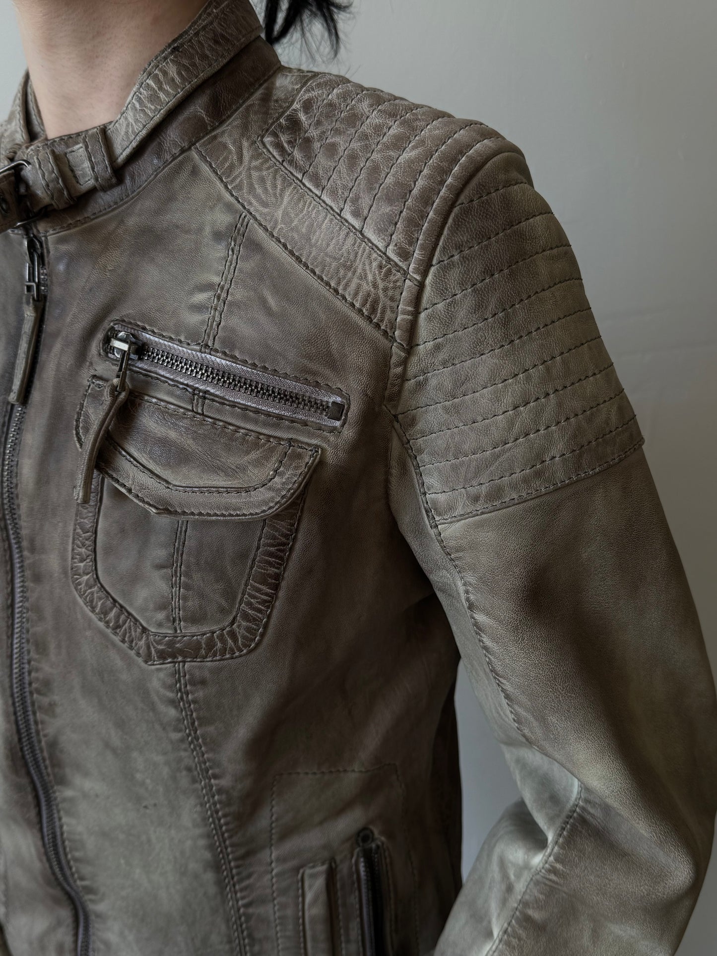 Vintage leather jacket TWINKLING GLOBAL