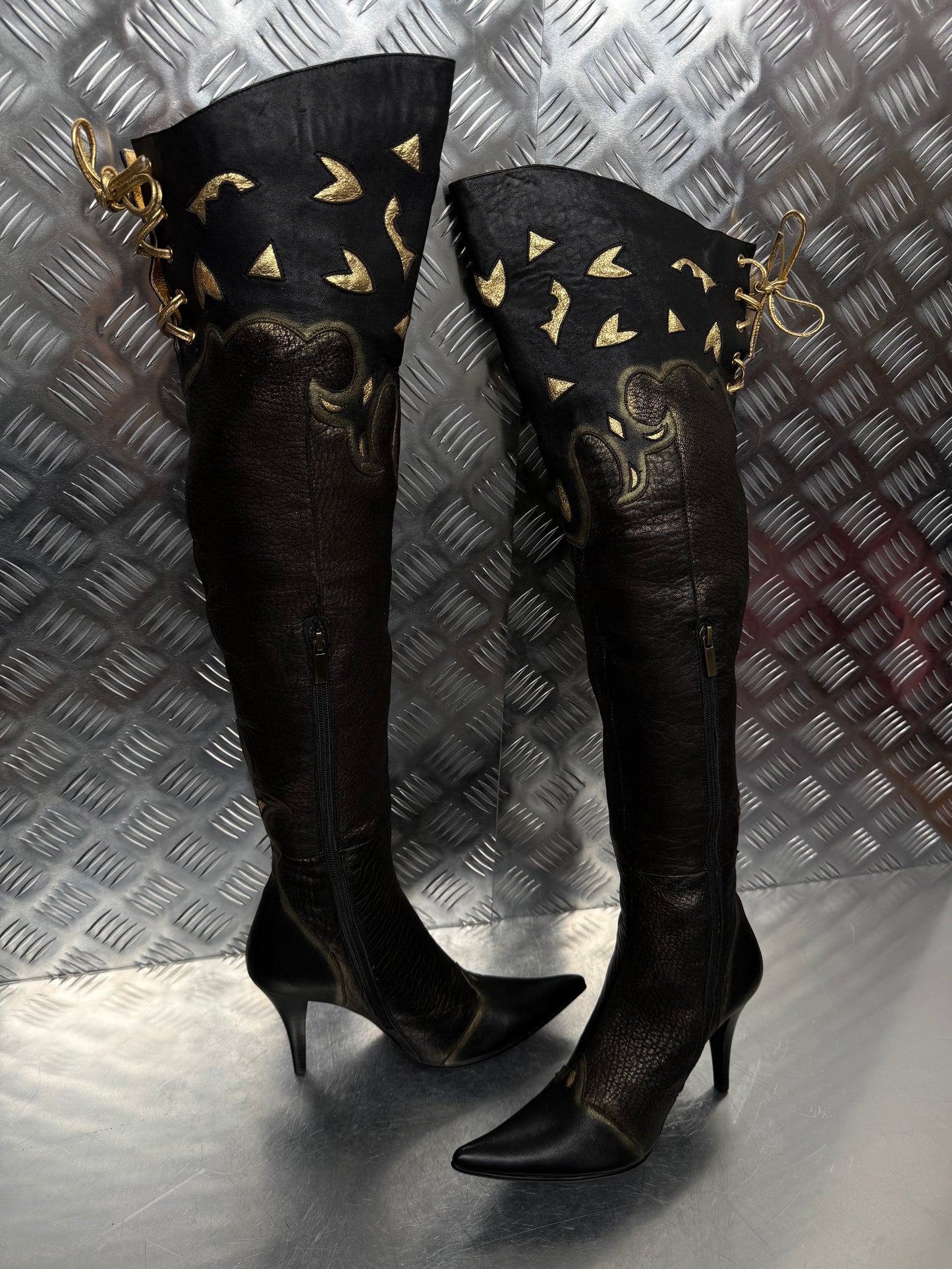 Vintage leather over-the-knee boots TWINKLING GLOBAL