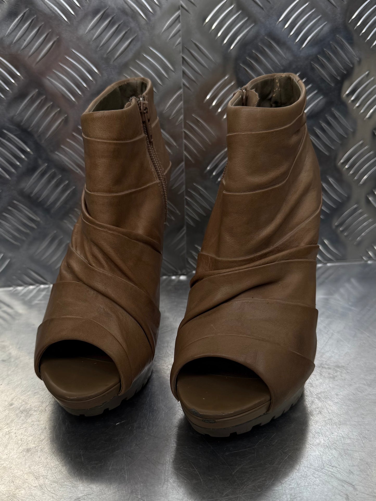 Vintage Miss Sixty leather ankle boots TWINKLING GLOBAL