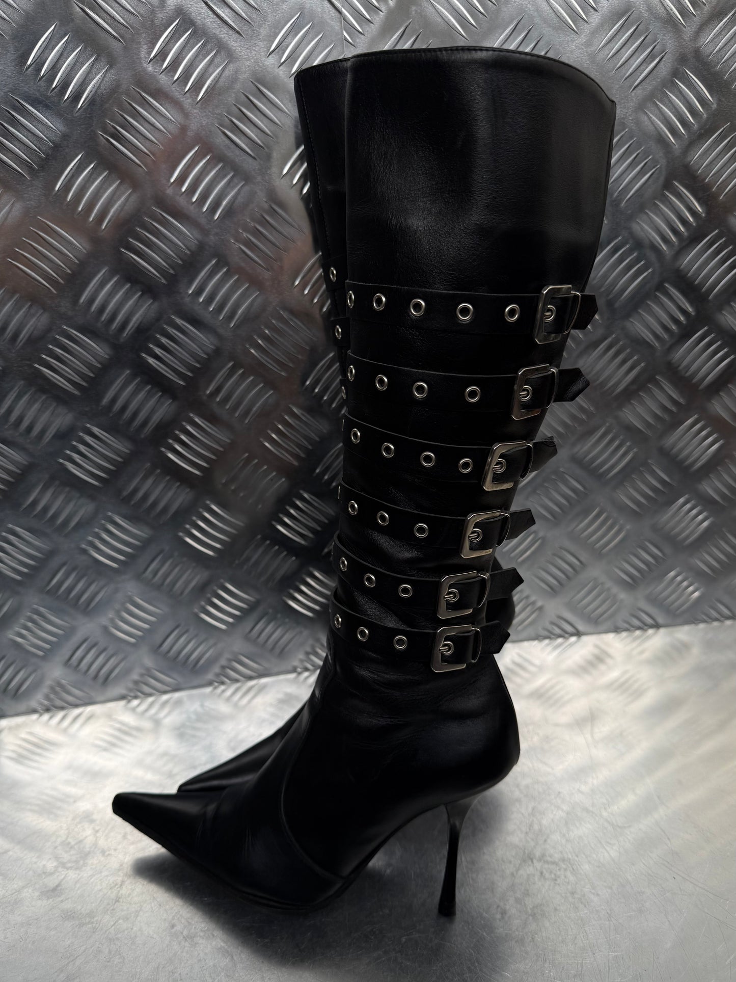 Vintage leather buckle boots TWINKLING GLOBAL