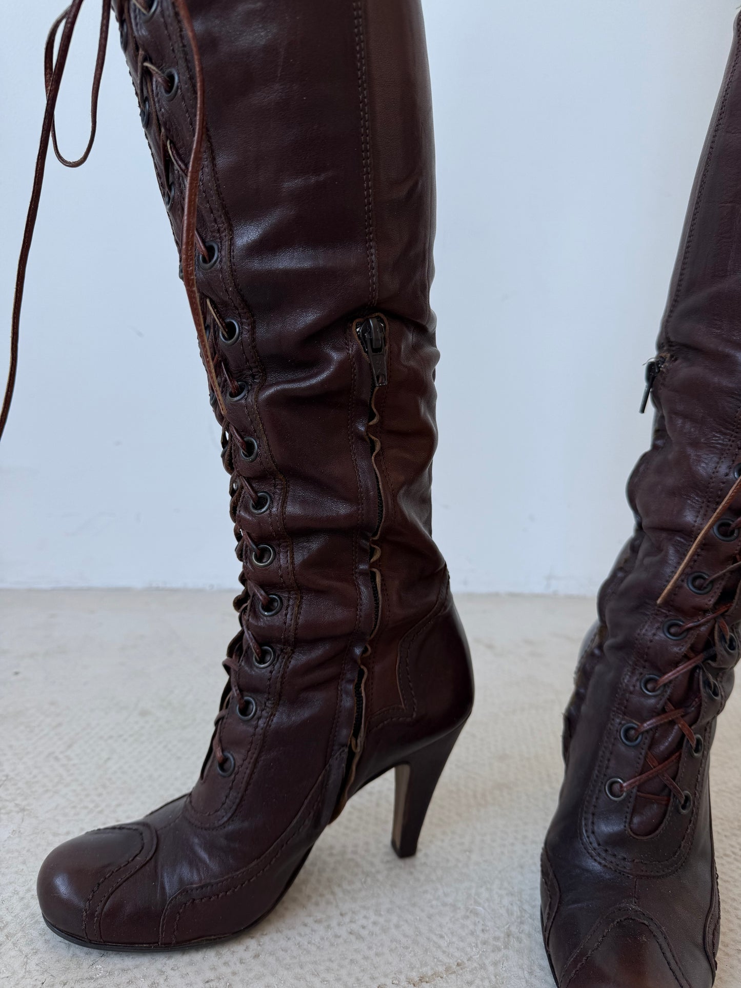 Vintage lace-up leather boots TWINKLING GLOBAL