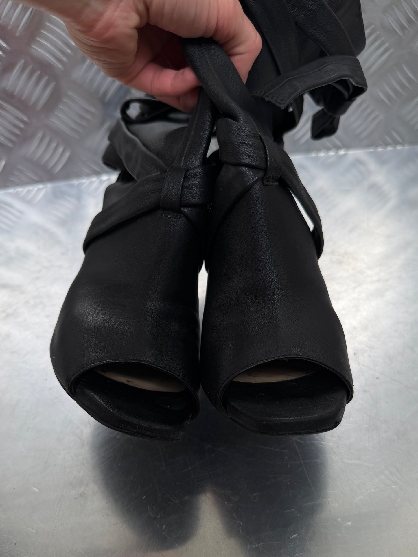Vintage leather ankle boots TWINKLING GLOBAL