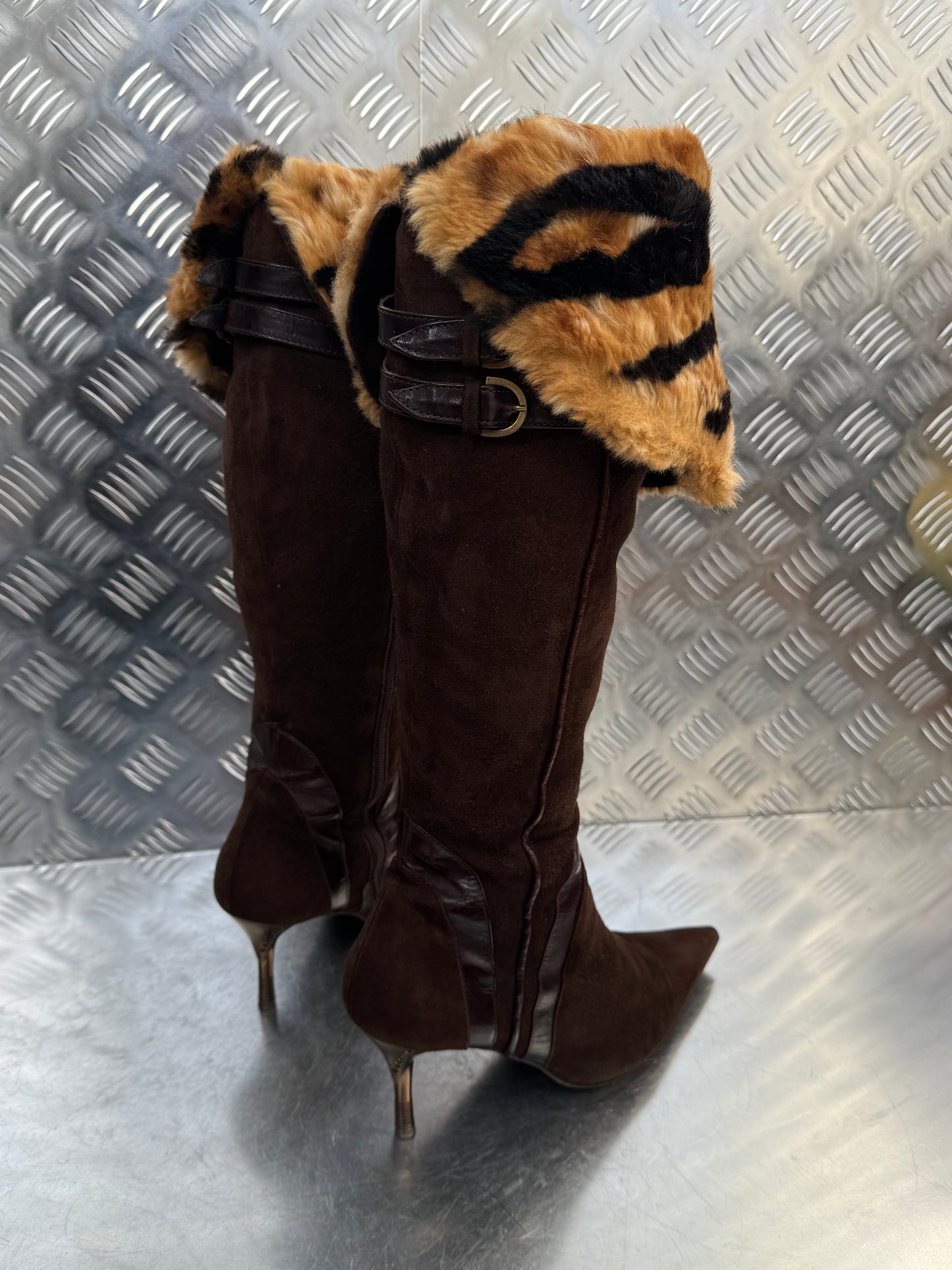 Vintage Italian suede leather boots TWINKLING GLOBAL