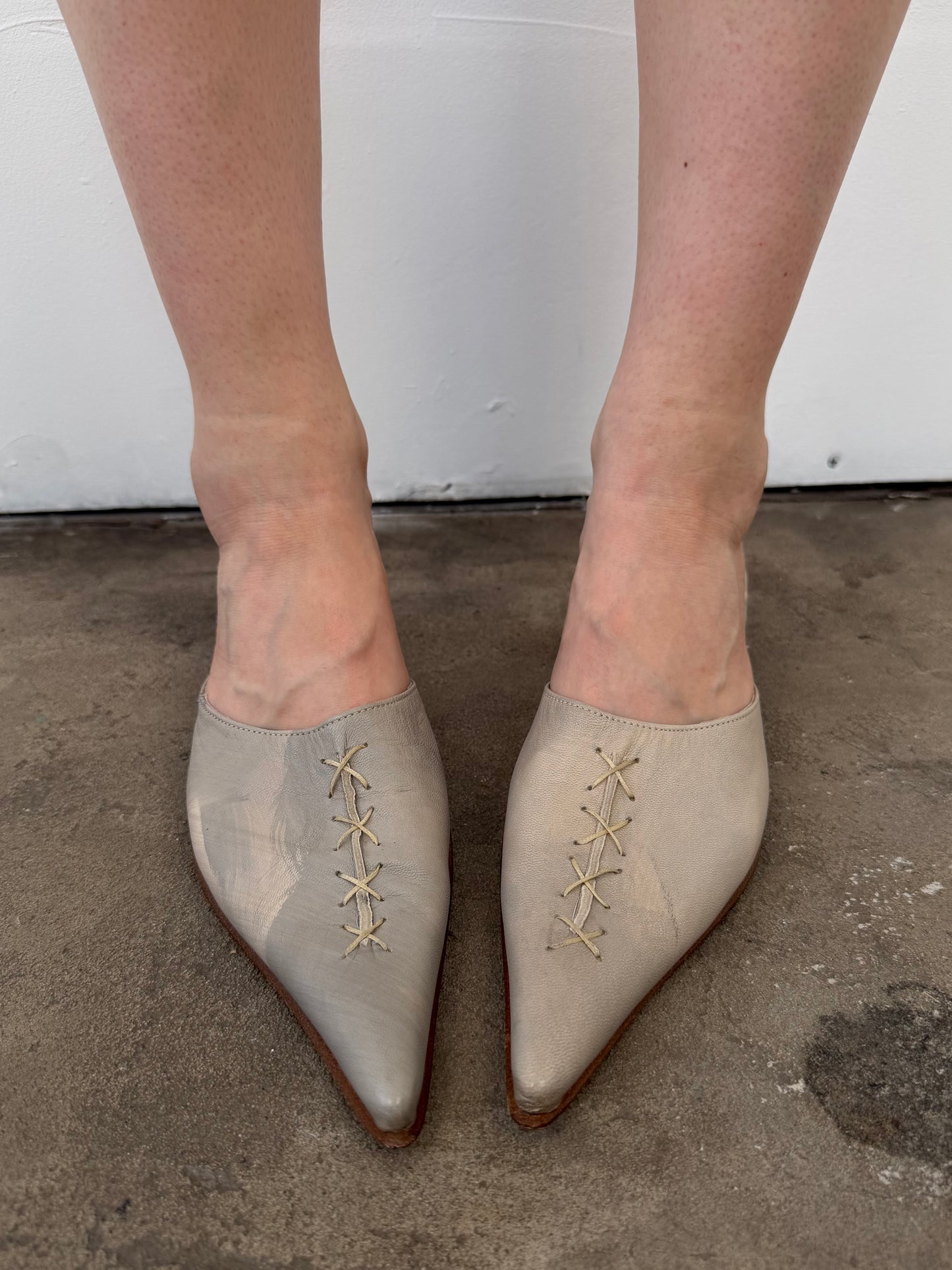 Vintage Italian leather mules TWINKLING GLOBAL