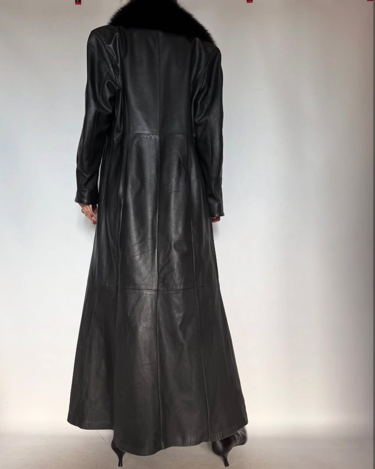 Vintage leather long coat Twinkling Global