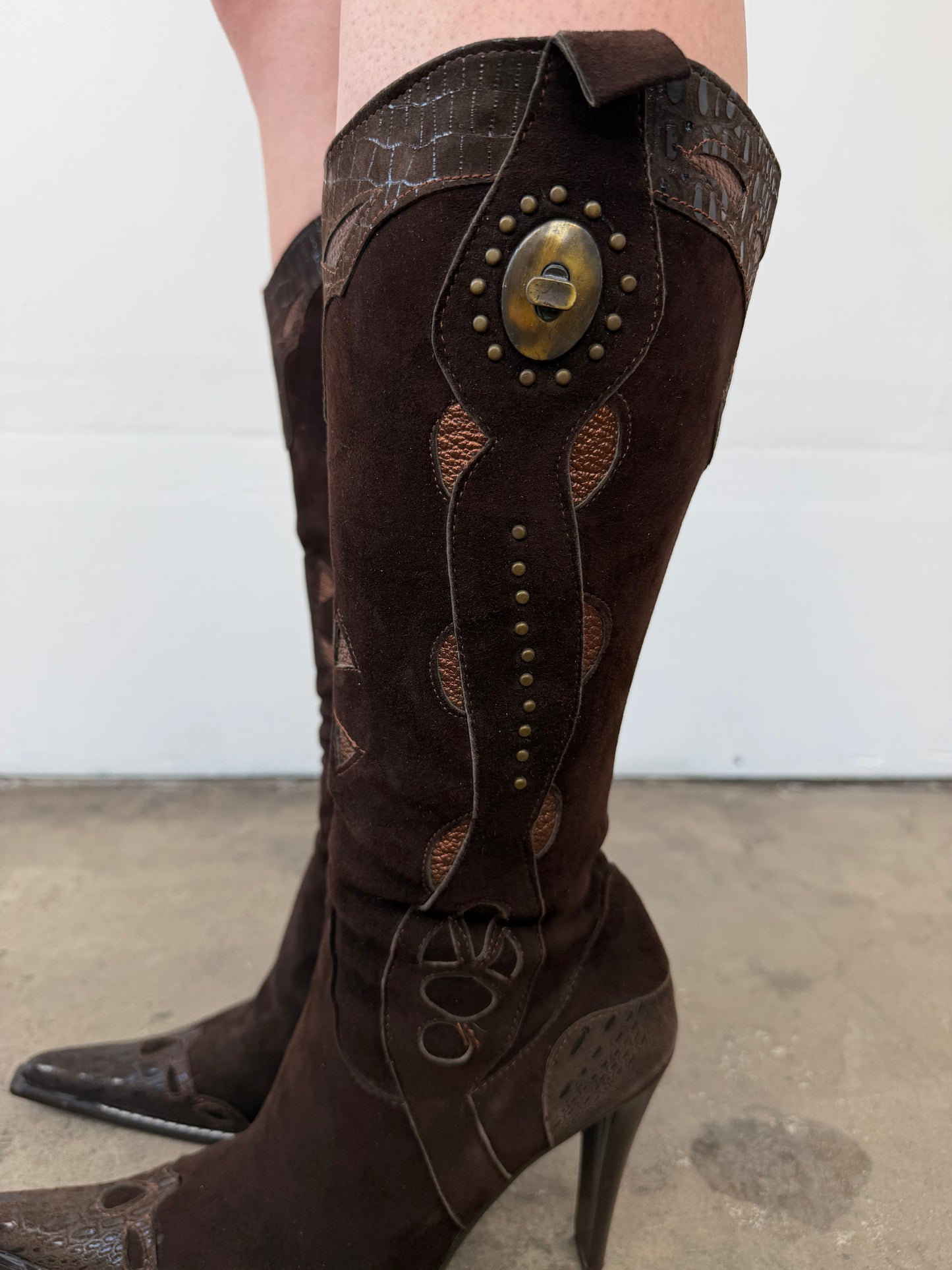 Vintage Ferre cowboy-style leather boots TWINKLING GLOBAL