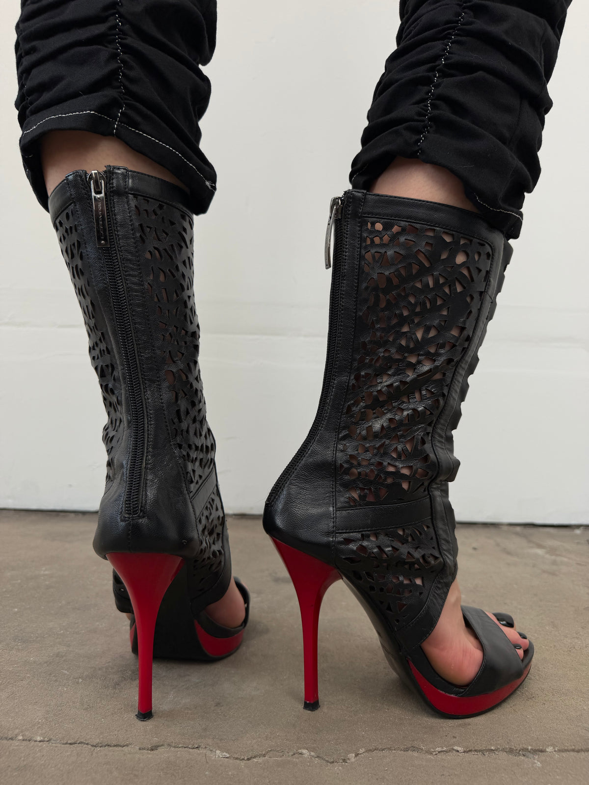Vintage Luciano Carvari black gladiator heels with red heel TWINKLING GLOBAL