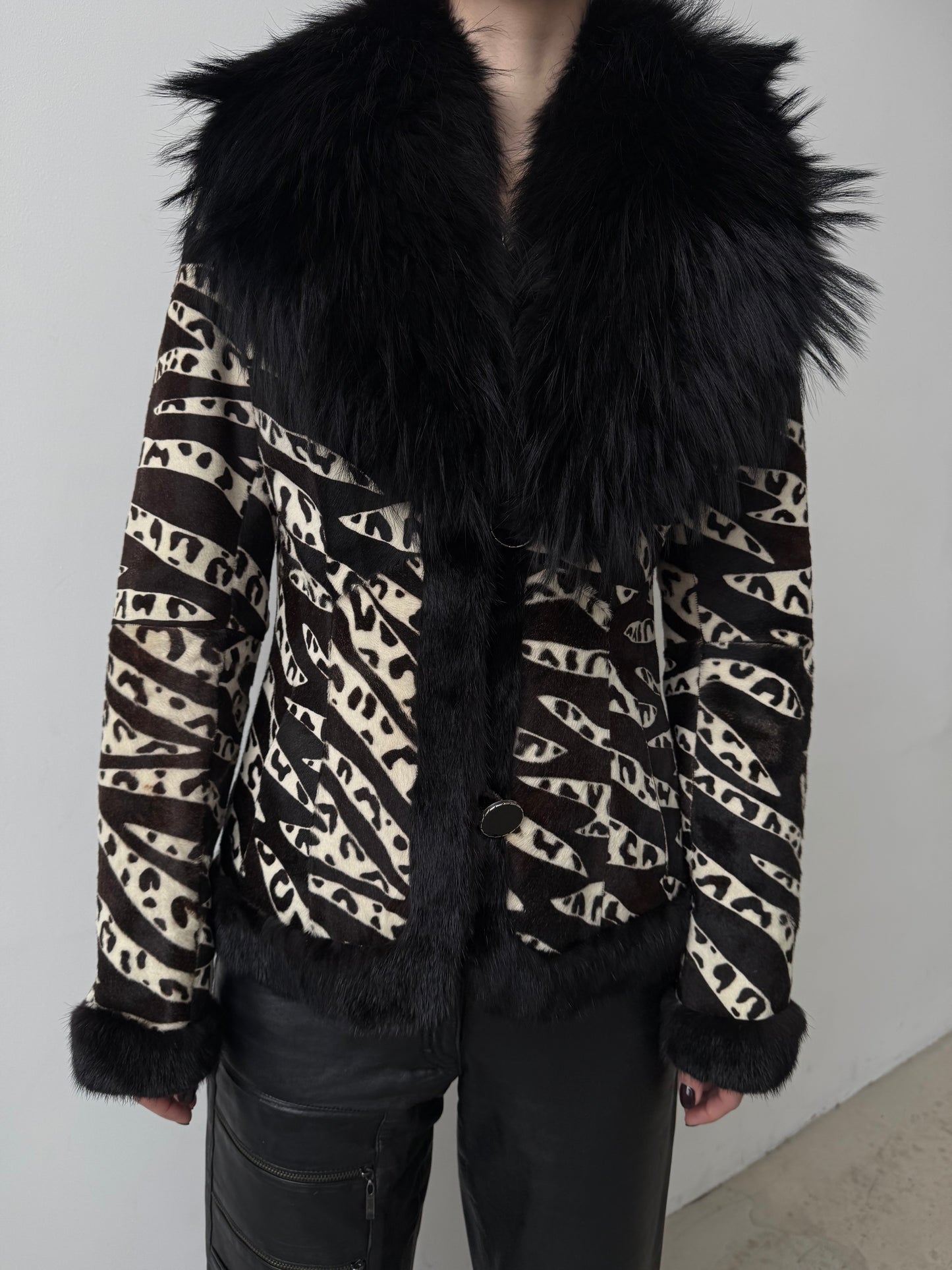 Vintage leather jacket TWINKLING GLOBAL