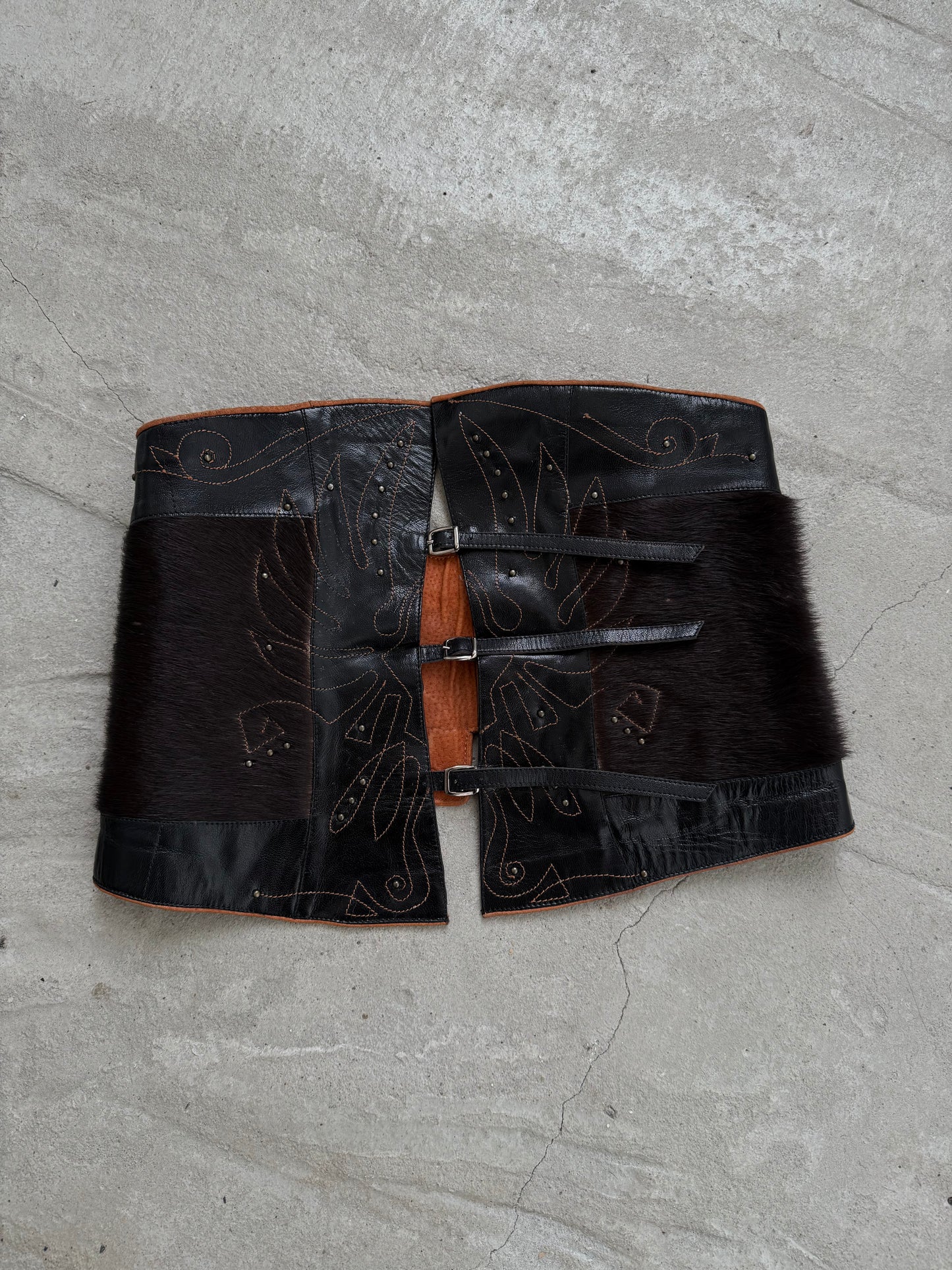 Vintage handmade leather belt TWINKLING GLOBAL