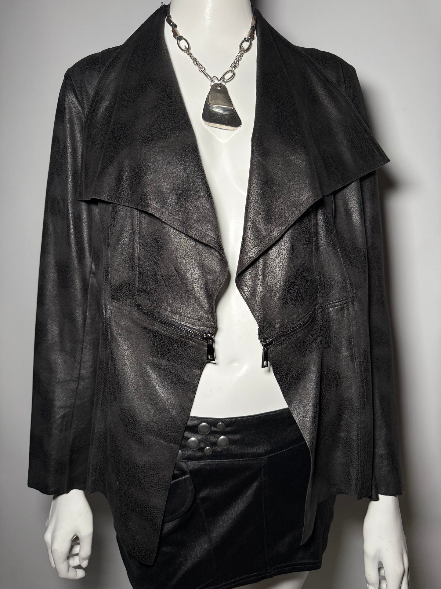 Vintage asymmetric leather jacket S-M Twinkling Global