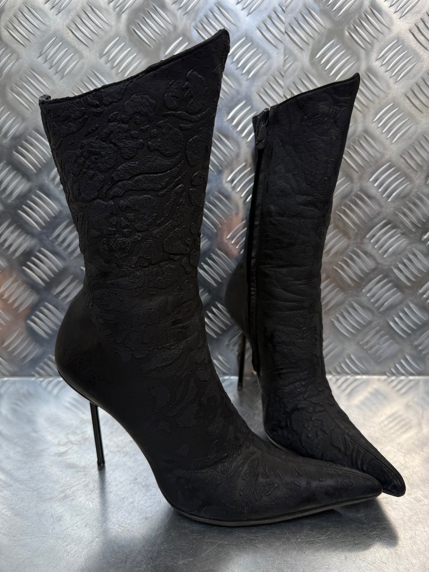 Vintage textured ankle boots TWINKLING GLOBAL