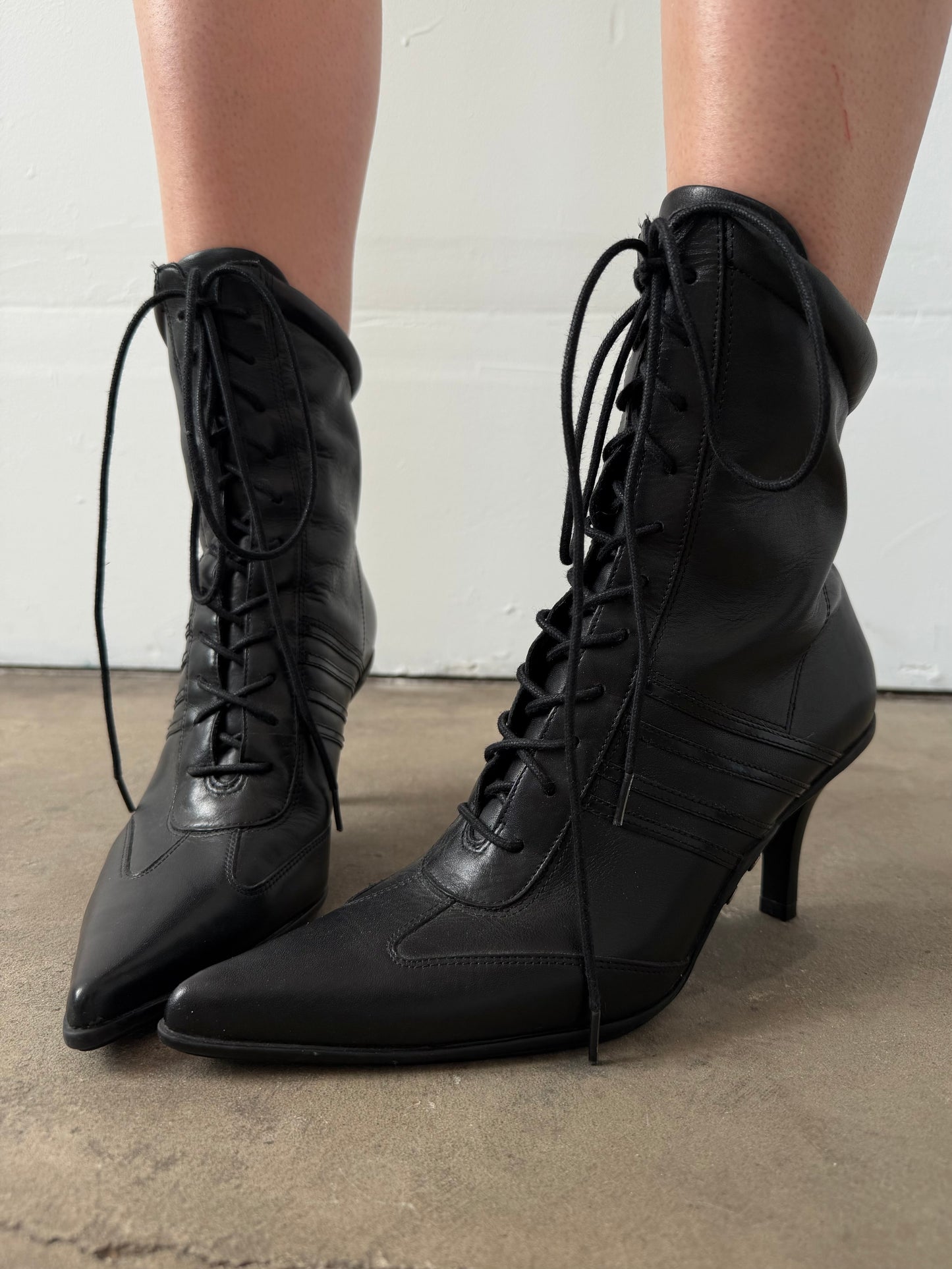Leather lace-up ankle boots TWINKLING GLOBAL