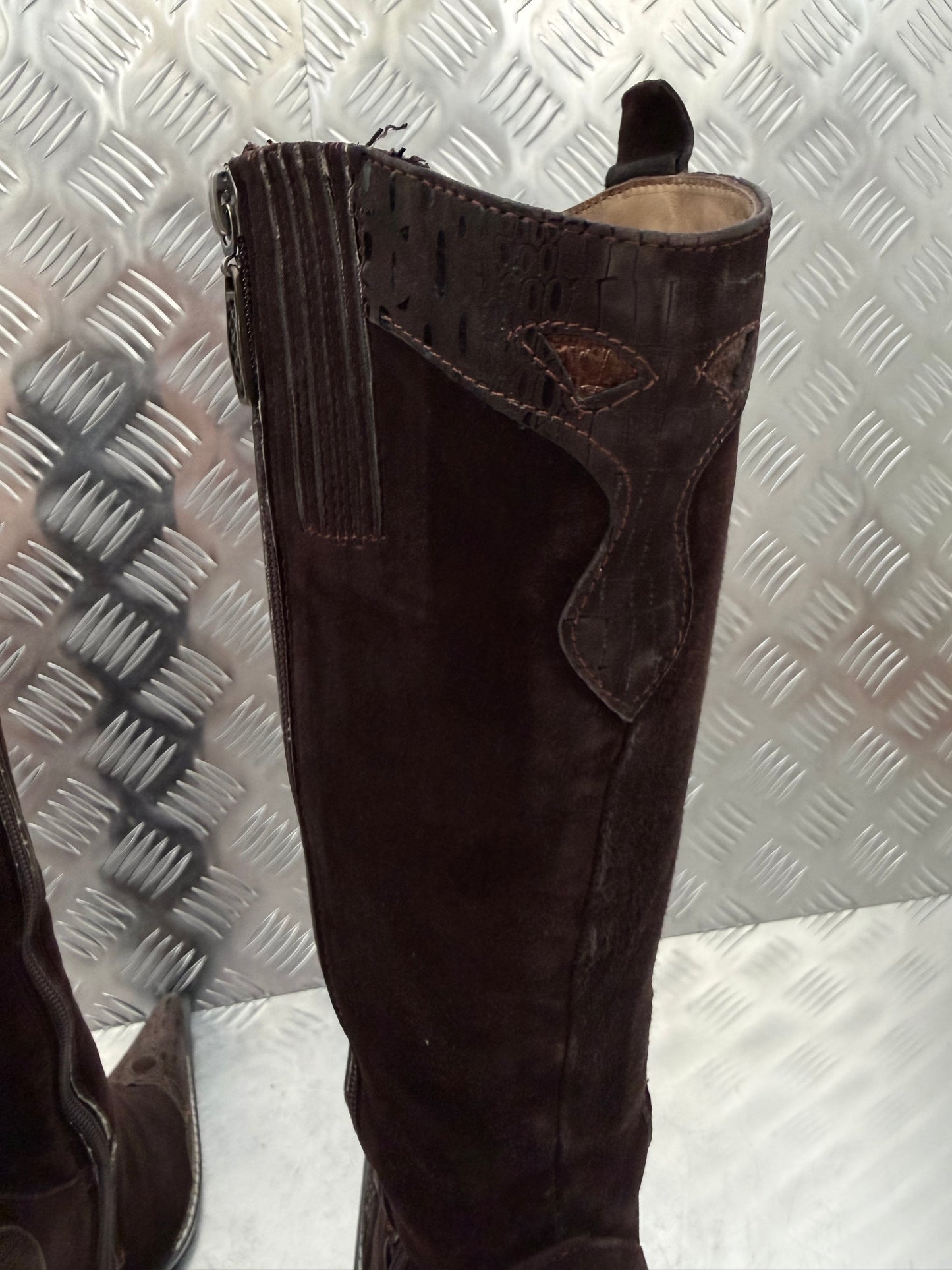 Vintage Ferre cowboy-style leather boots TWINKLING GLOBAL