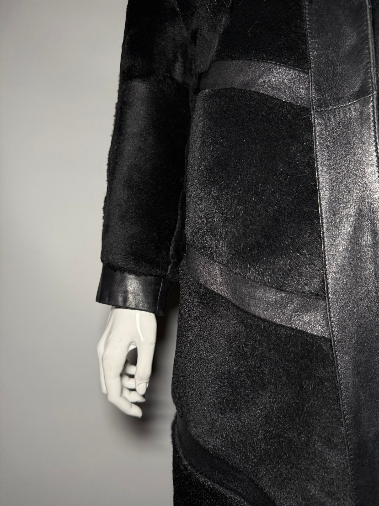 Vintage Black Leather Long Coat TWINKLING GLOBAL