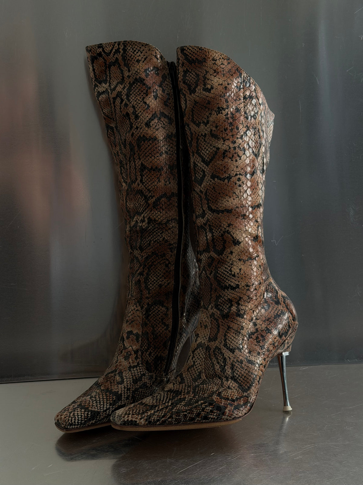 Vintage brown leather boots with metal heel TWINKLING GLOBAL