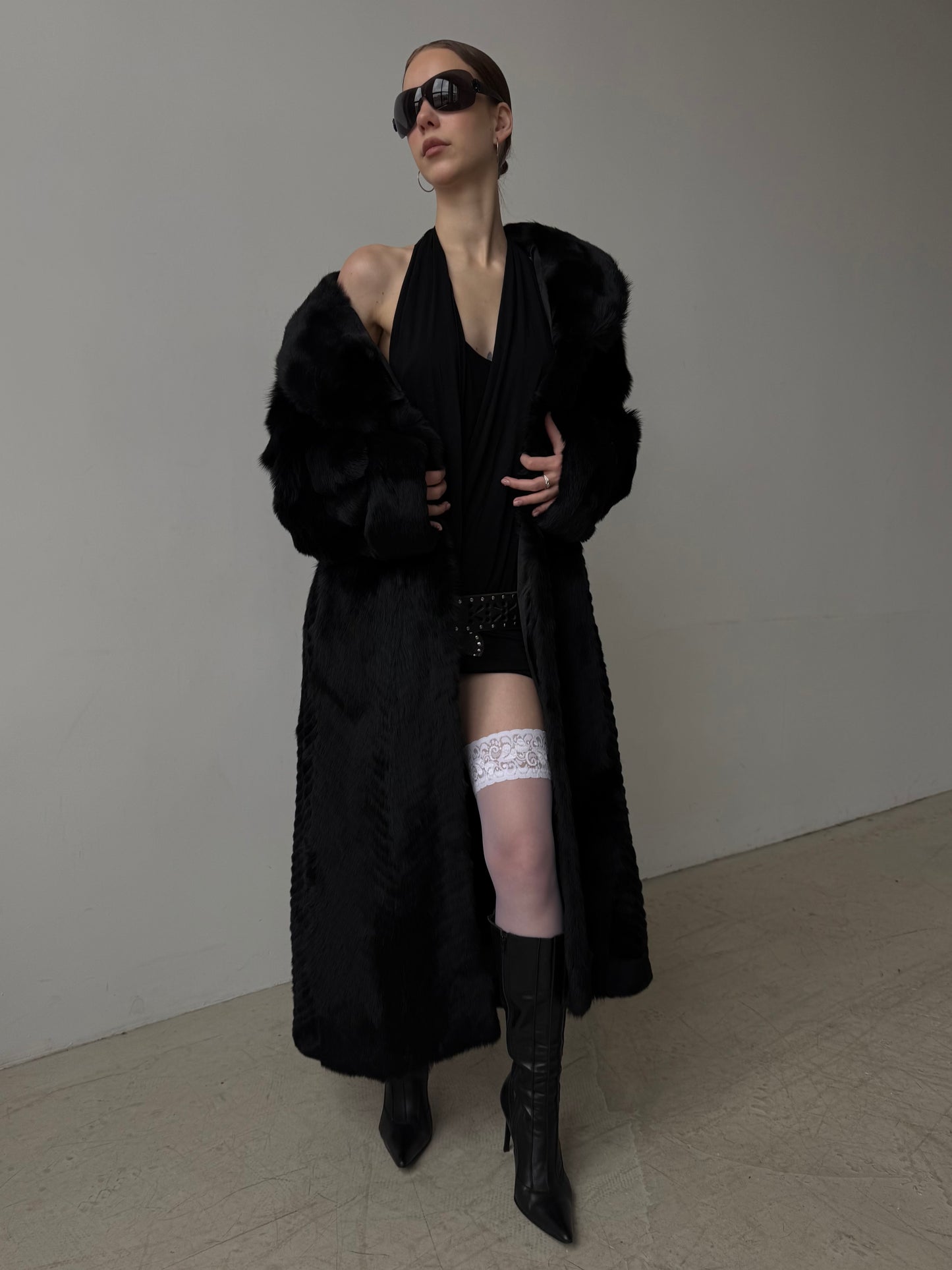 Luxurious vintage coat TWINKLING GLOBAL