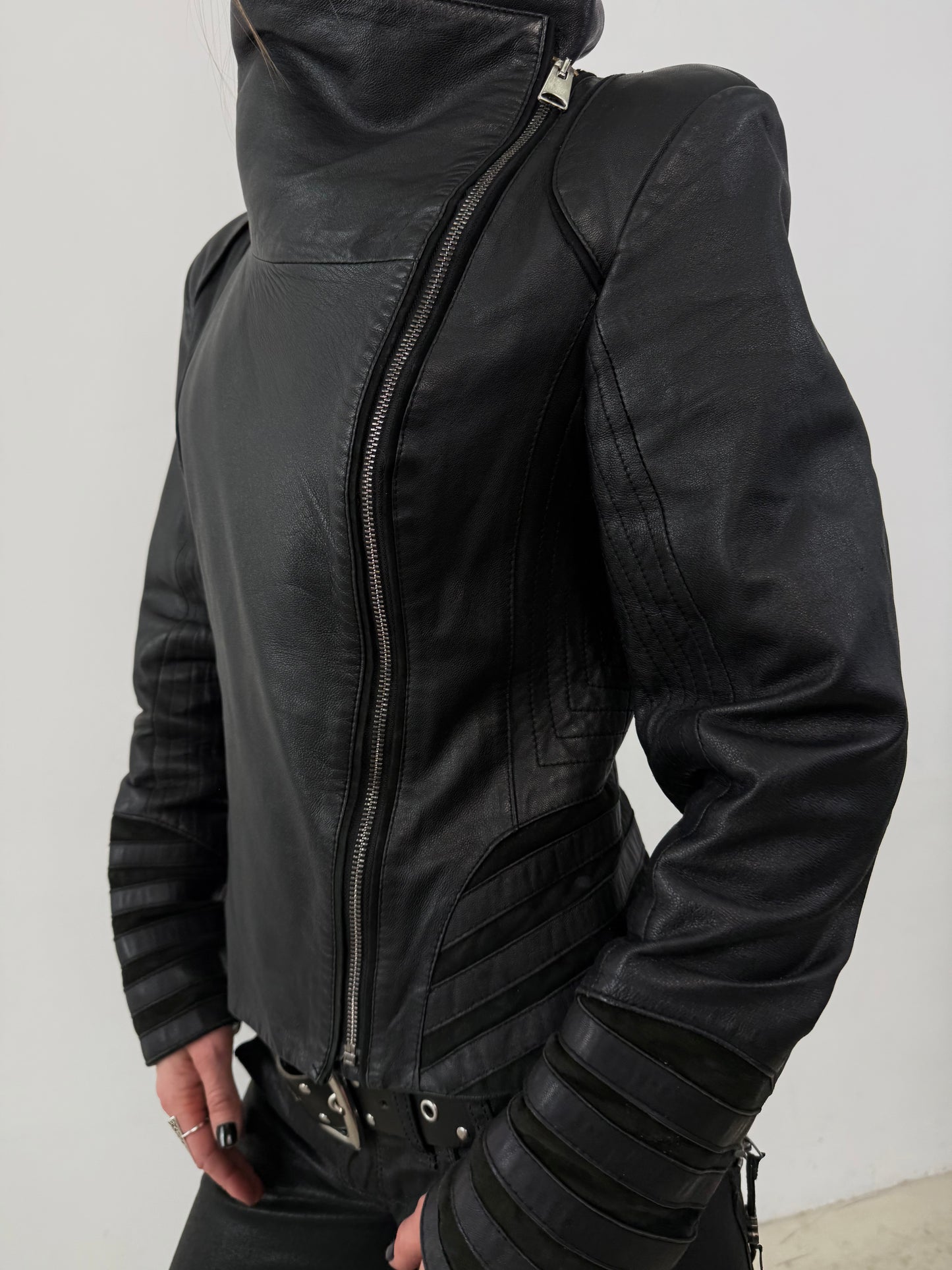Vintage leather jacket TWINKLING GLOBAL