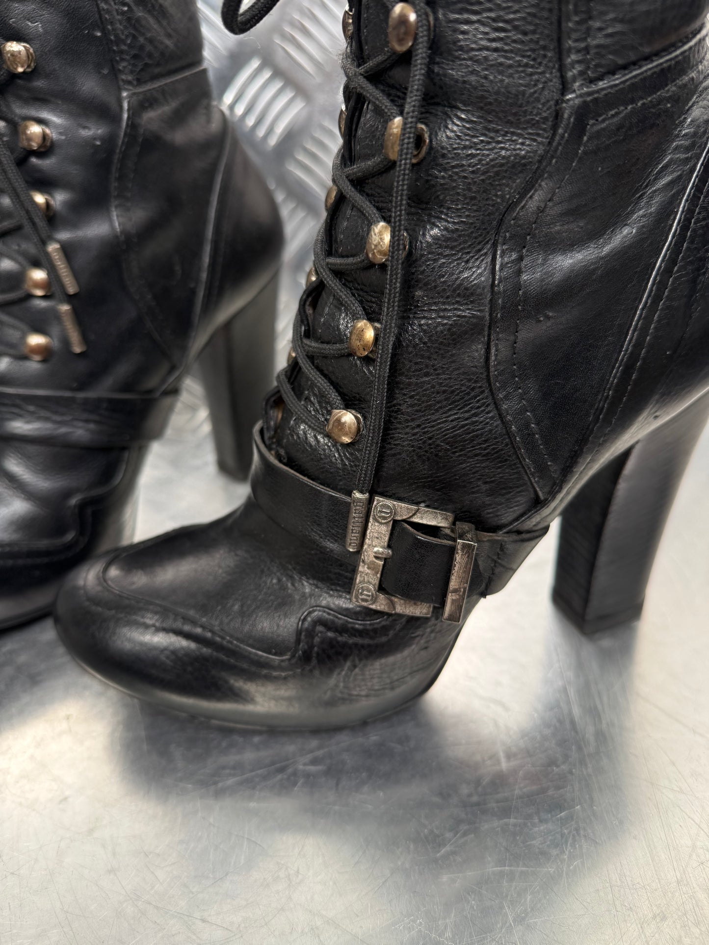 Vintage John Galliano leather boots TWINKLING GLOBAL