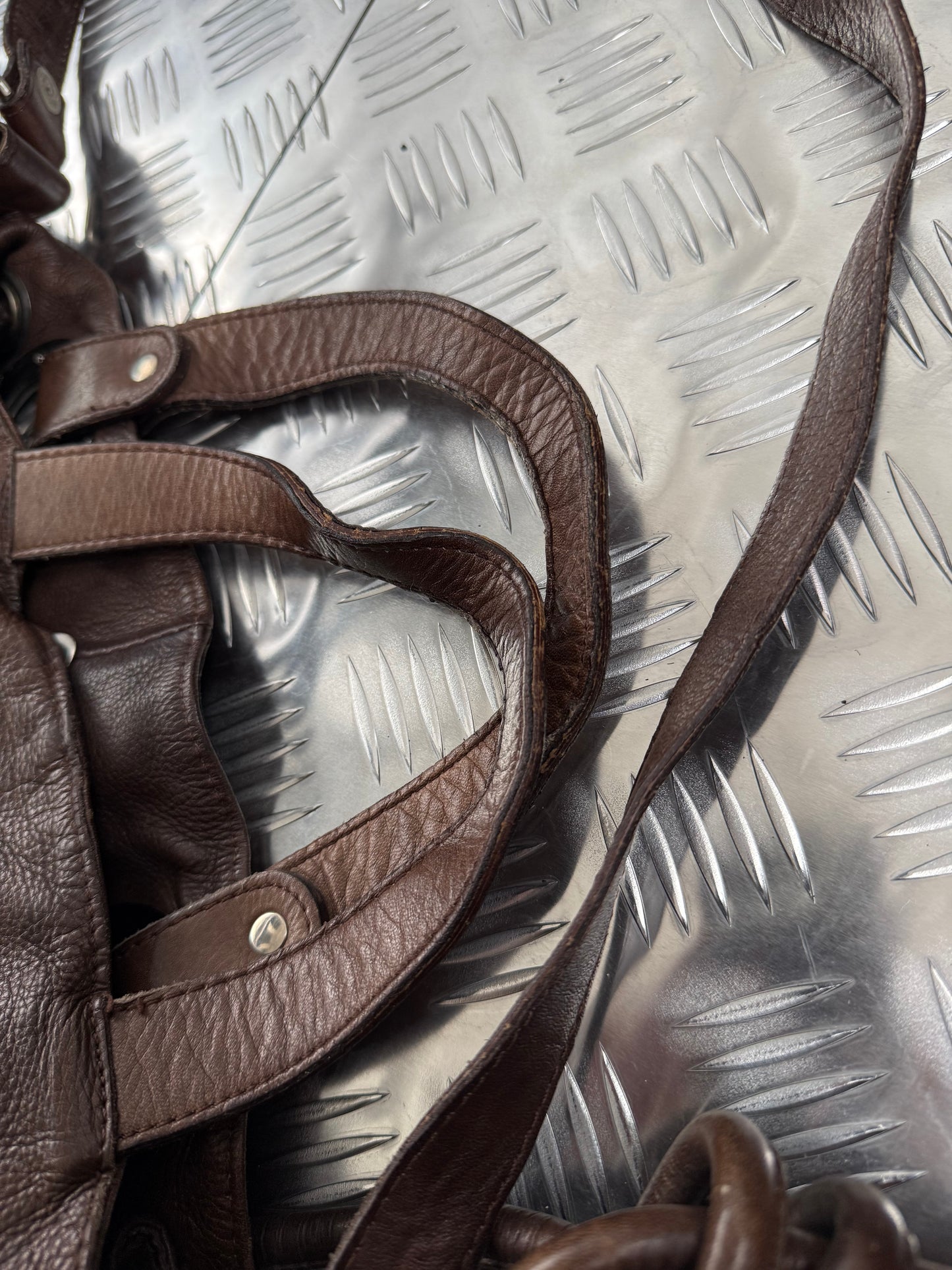 Vintage leather bucket bag TWINKLING GLOBAL