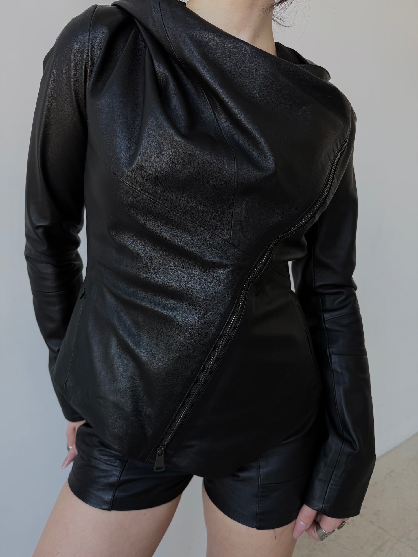 Vintage asymmetrical leather hooded jacket TWINKLING GLOBAL