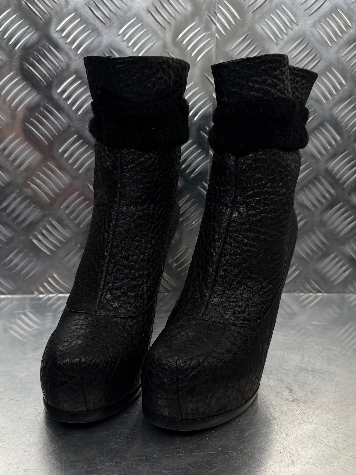 Yves Saint Laurent embossed leather ankle boots TWINKLING GLOBAL