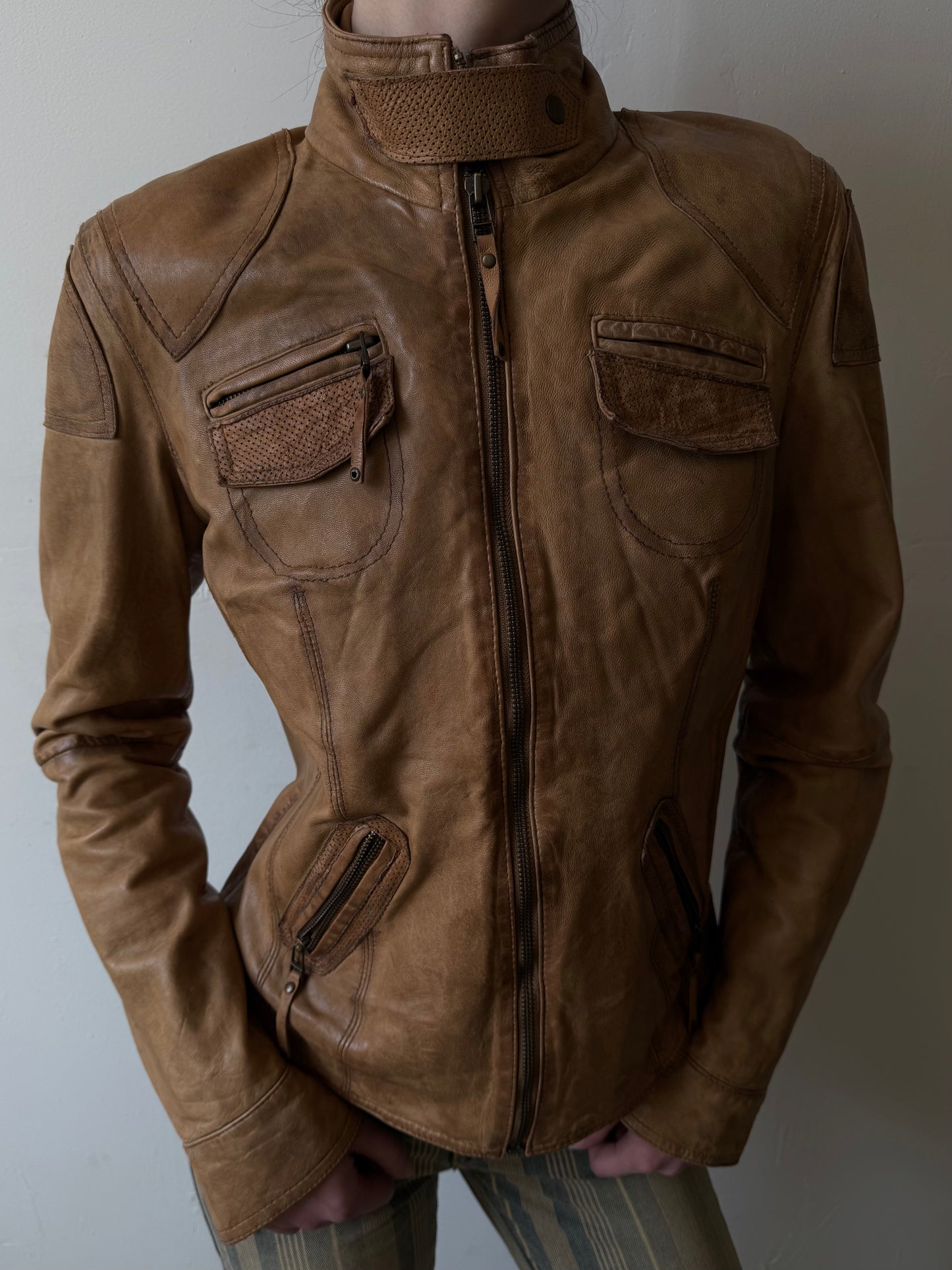 Vintage fitted leather jacket