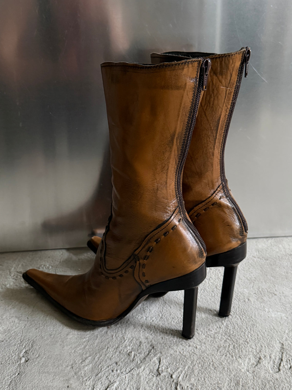 Vintage Italian brown pointed leather boots TWINKLING GLOBAL