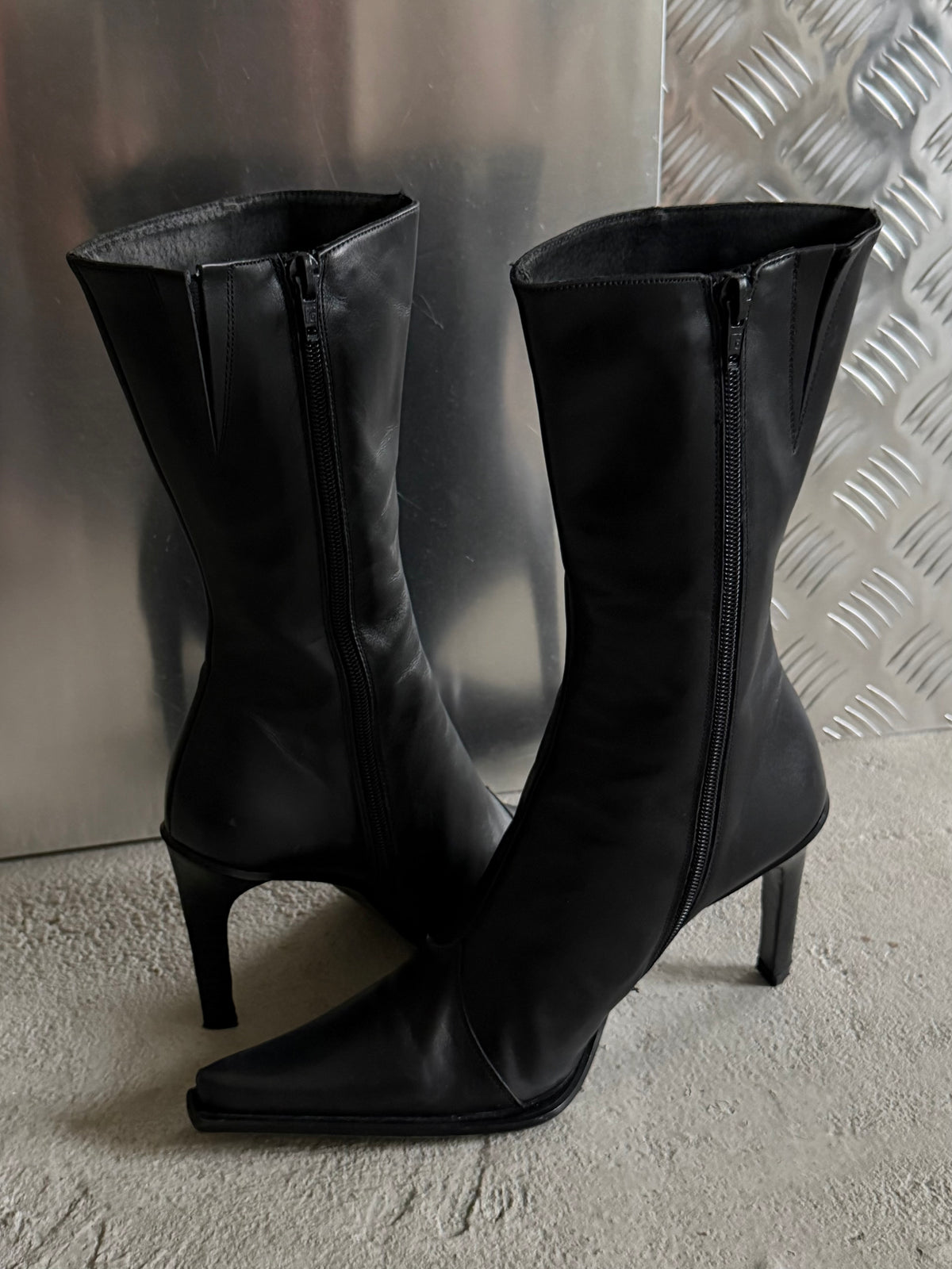 Buffalo black leather boots TWINKLING GLOBAL