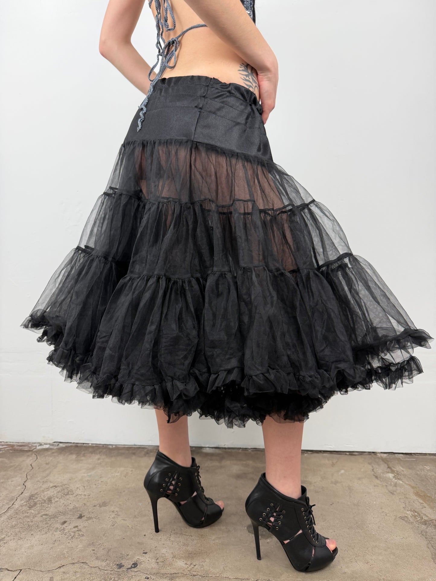 Vintage black tulle petticoat skirt TWINKLING GLOBAL