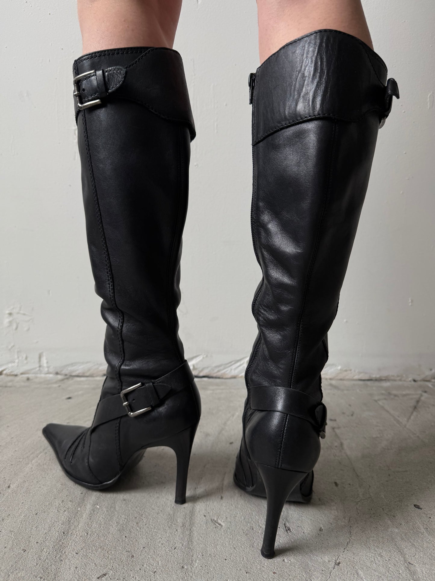 Vintage y2k leather knee-high boots TWINKLING GLOBAL
