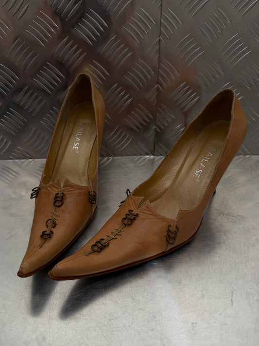 Vintage Sailase pierced leather heels TWINKLING GLOBAL