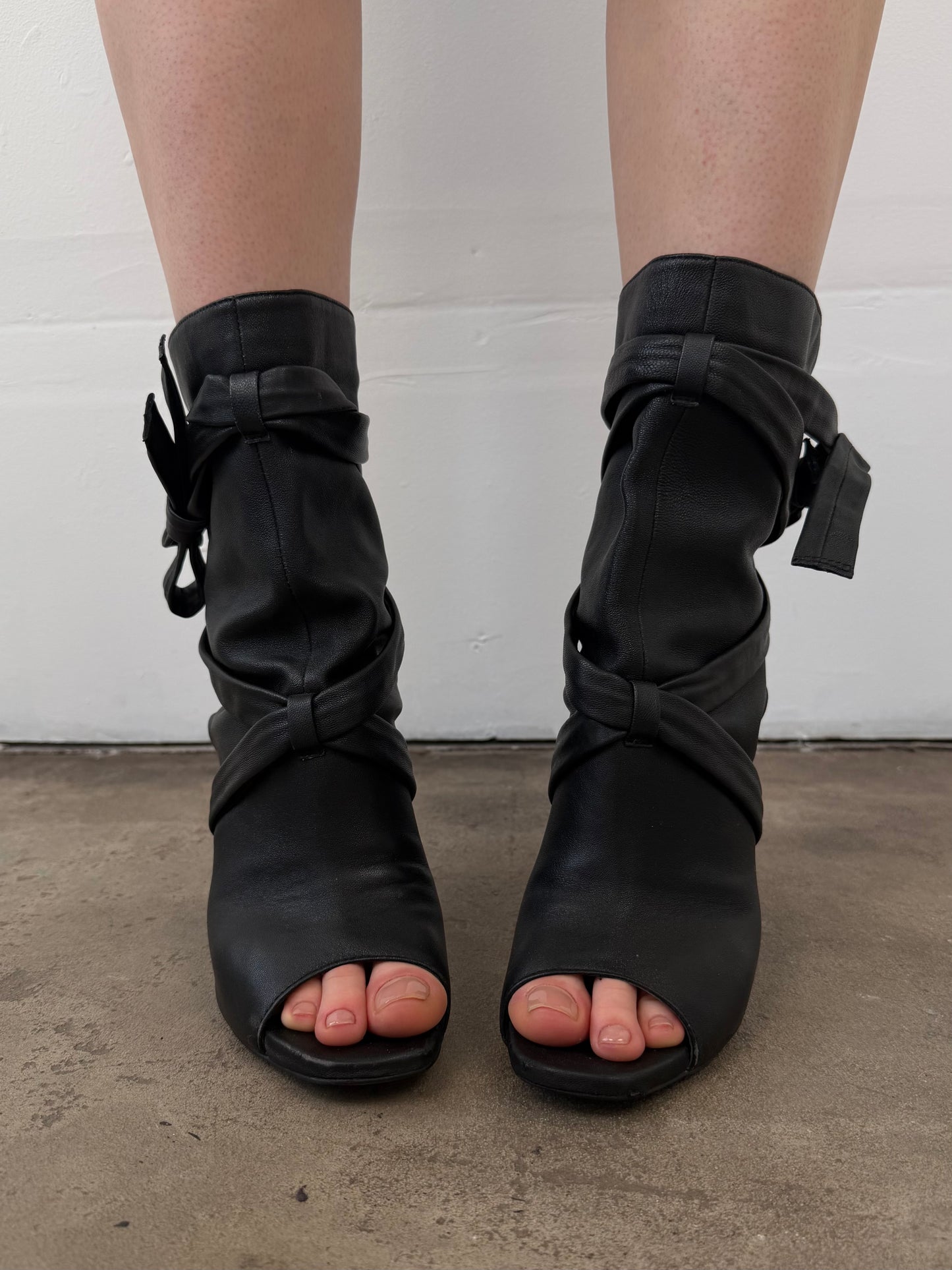 Vintage leather ankle boots TWINKLING GLOBAL