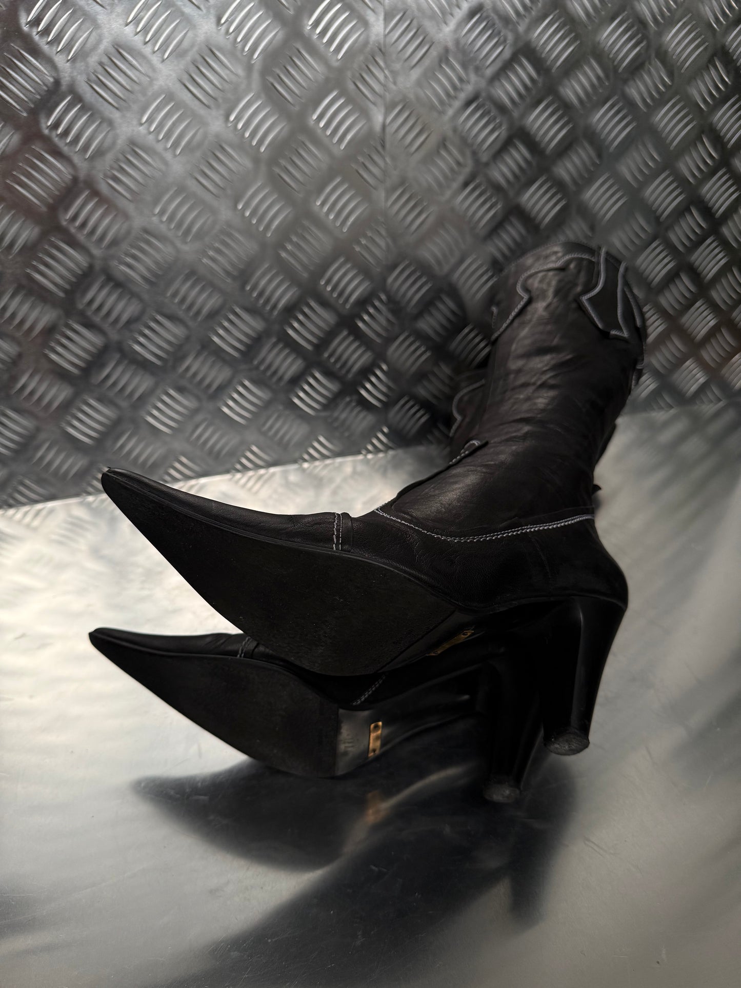 Vintage black leather cowboy boots Twinkling Global