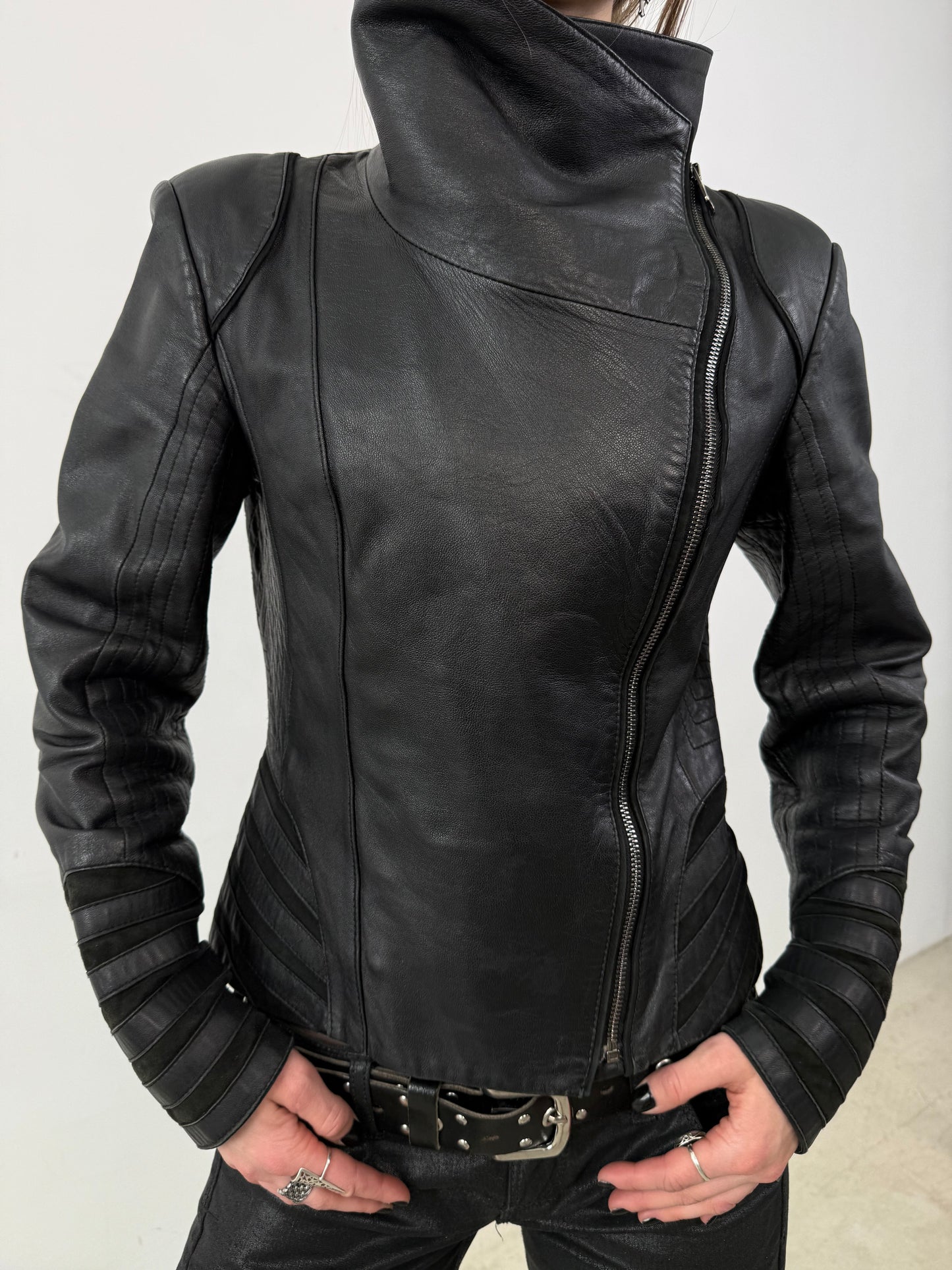 Vintage leather jacket TWINKLING GLOBAL