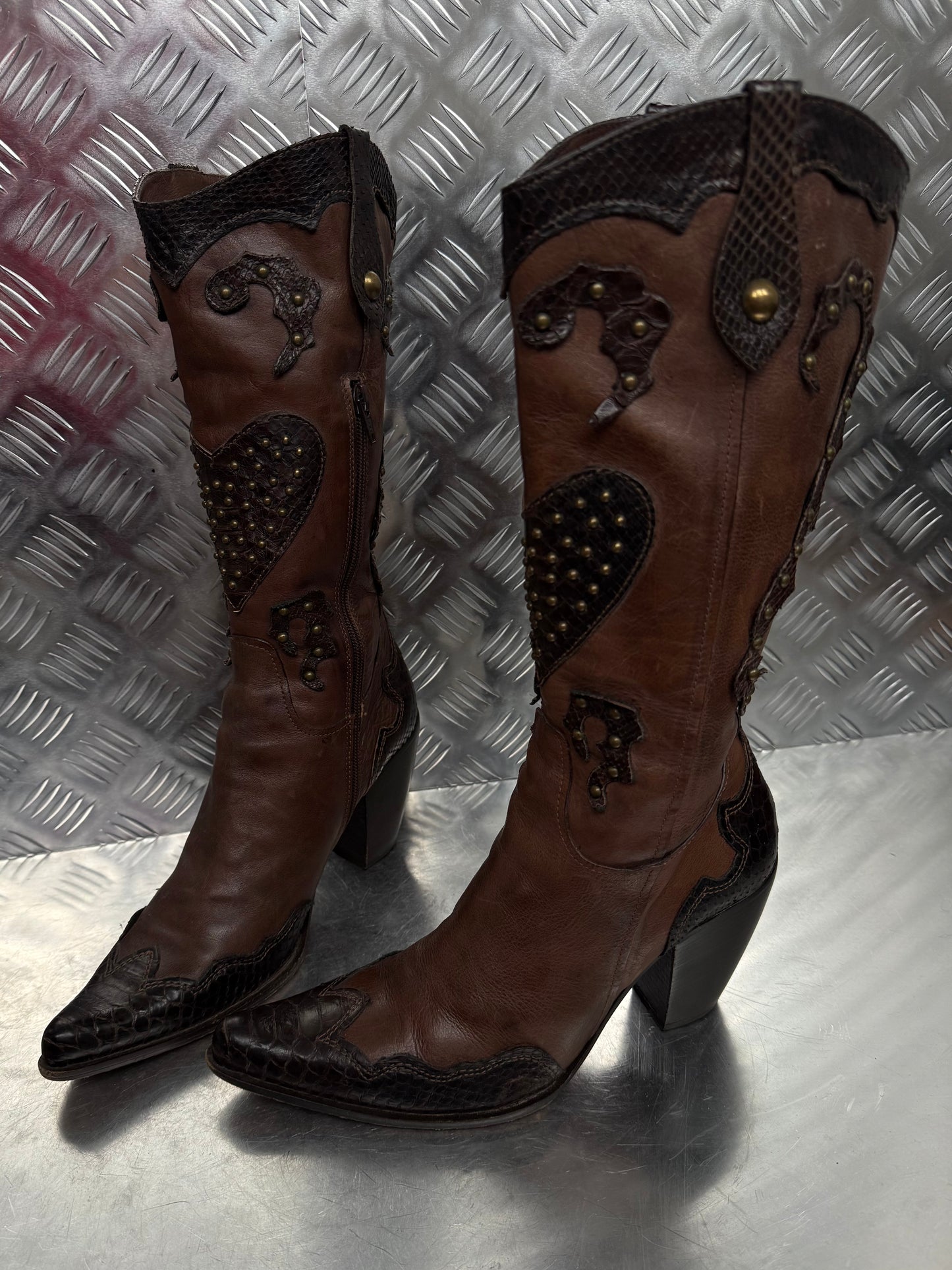 Vintage Italian leather cowboy boots TWINKLING GLOBAL