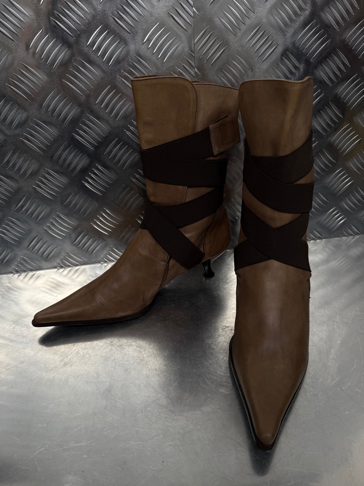Vintage leather moto style ankle boots TWINKLING GLOBAL