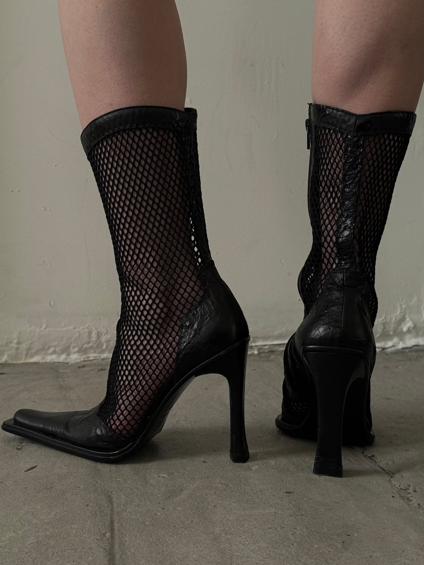Vintage Italian mesh boots TWINKLING GLOBAL