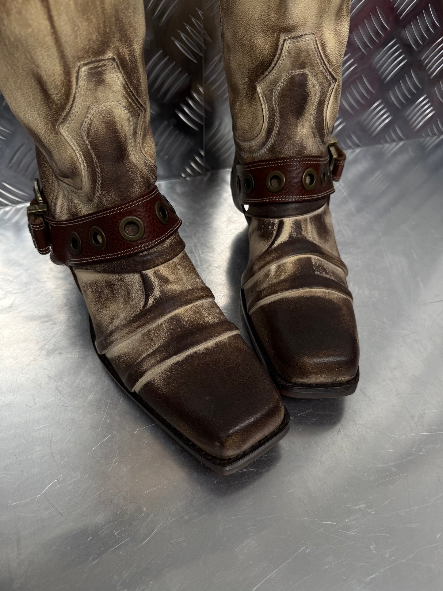 Vintage leather cowboy boots Carlo Pazolini TWINKLING GLOBAL