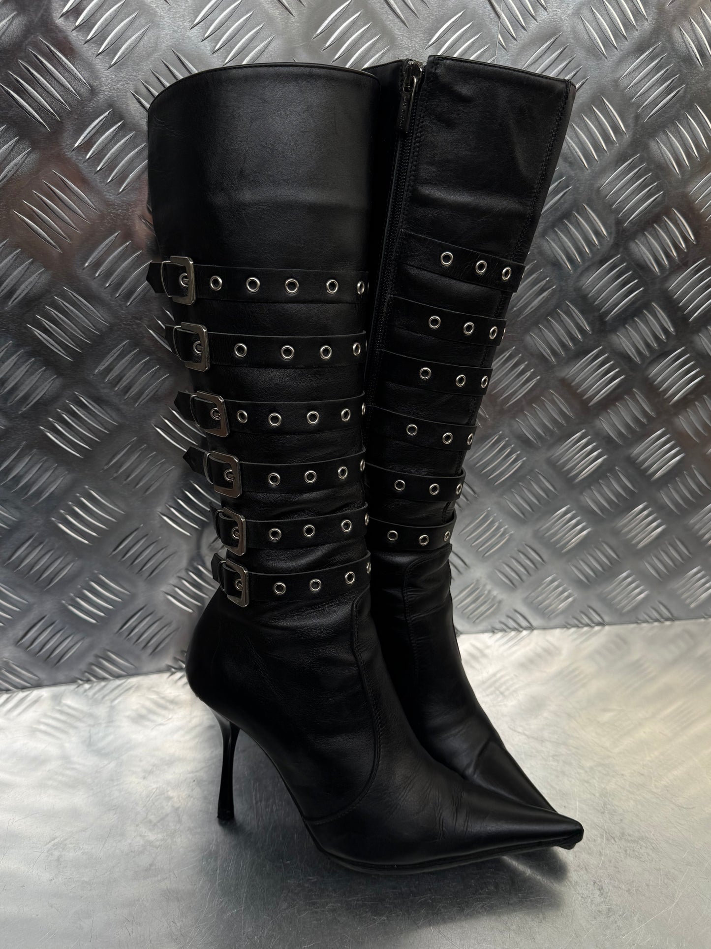 Vintage leather buckle boots TWINKLING GLOBAL