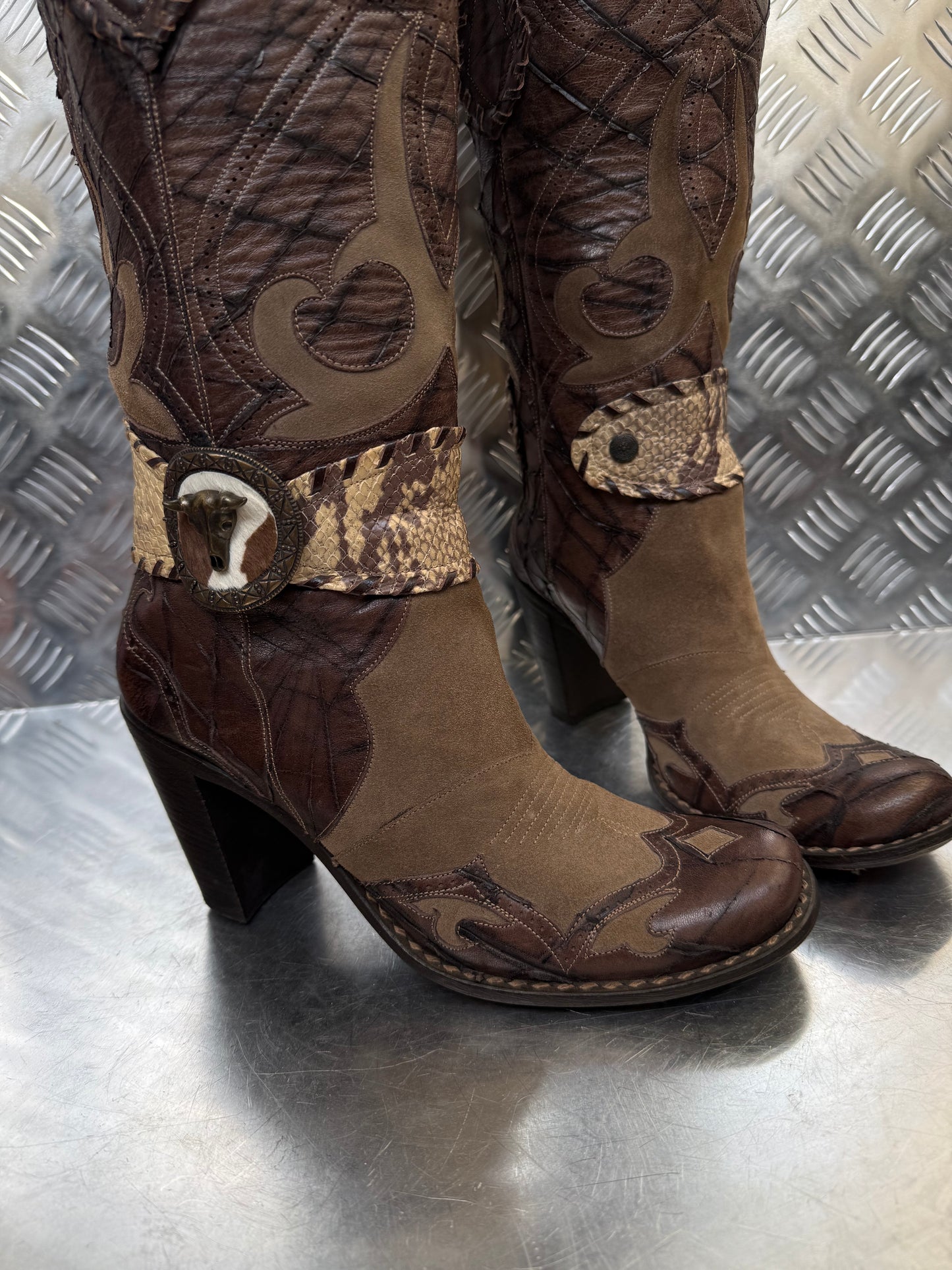 Vintage Italian leather cowboy boots TWINKLING GLOBAL