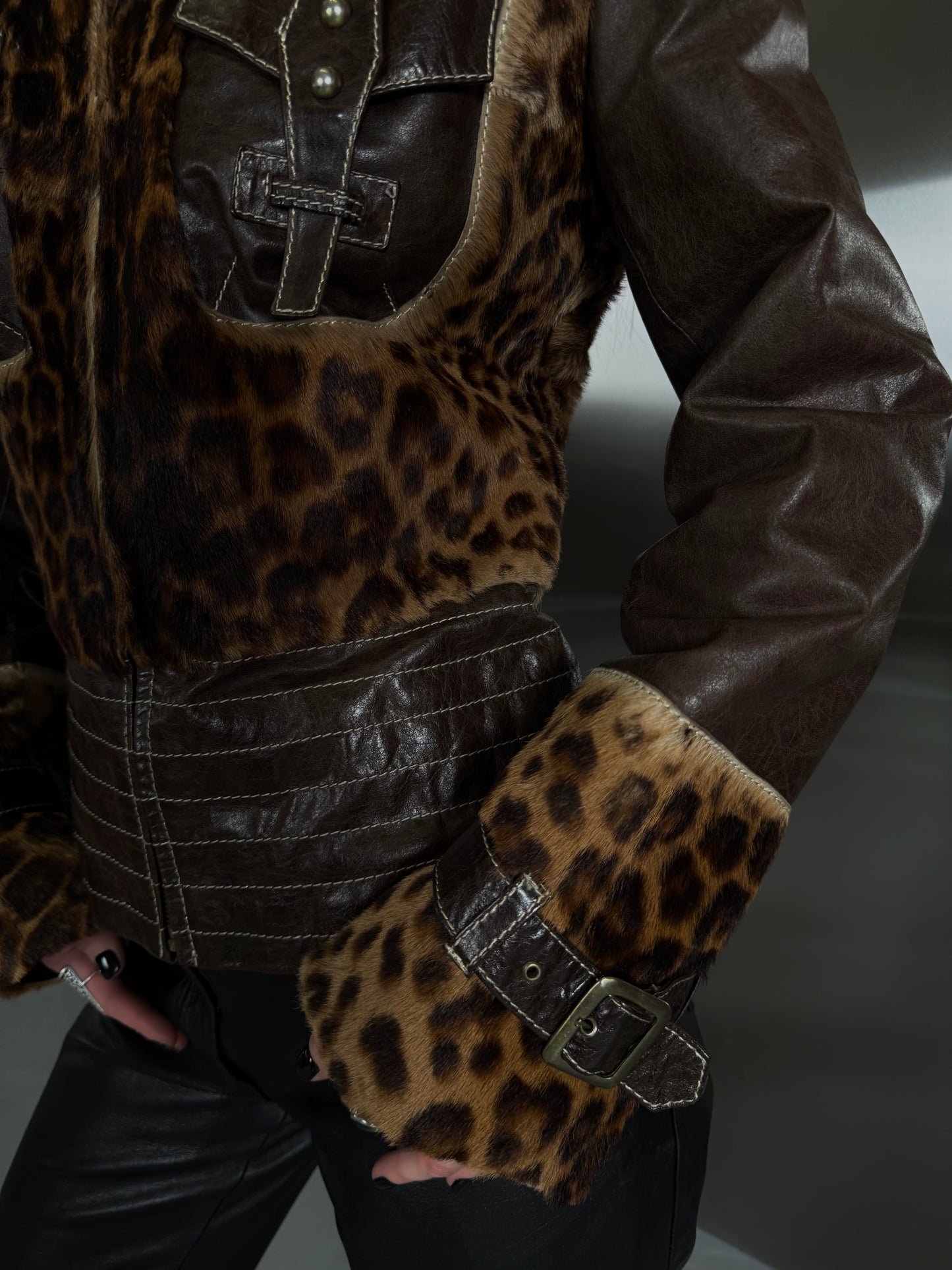 Vintage leather jacket TWINKLING GLOBAL