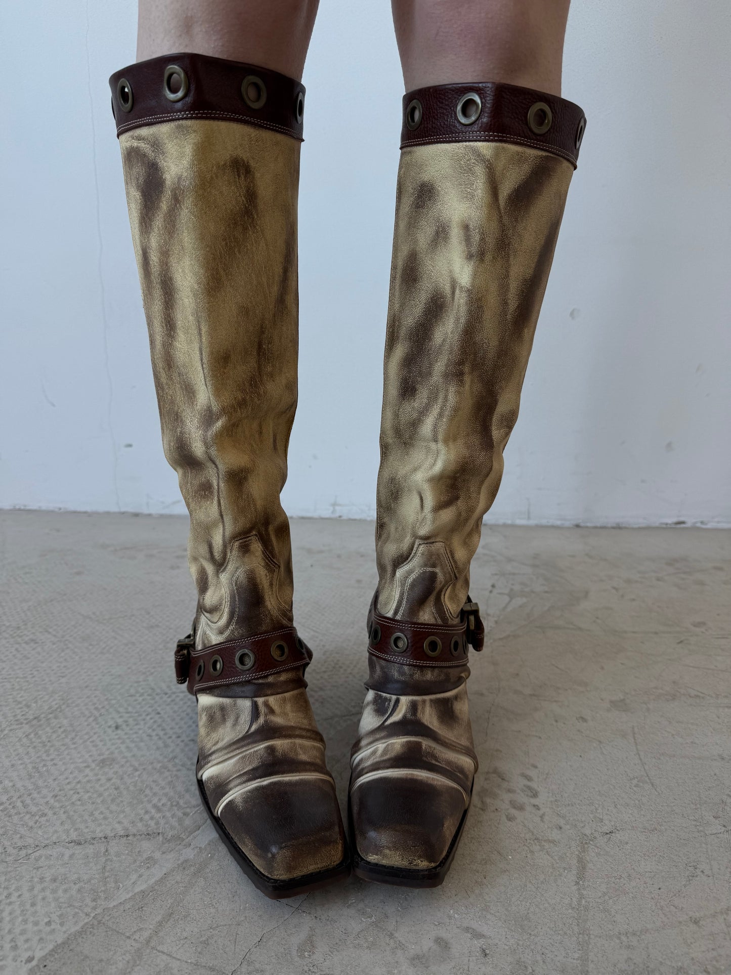Vintage leather cowboy boots Carlo Pazolini TWINKLING GLOBAL